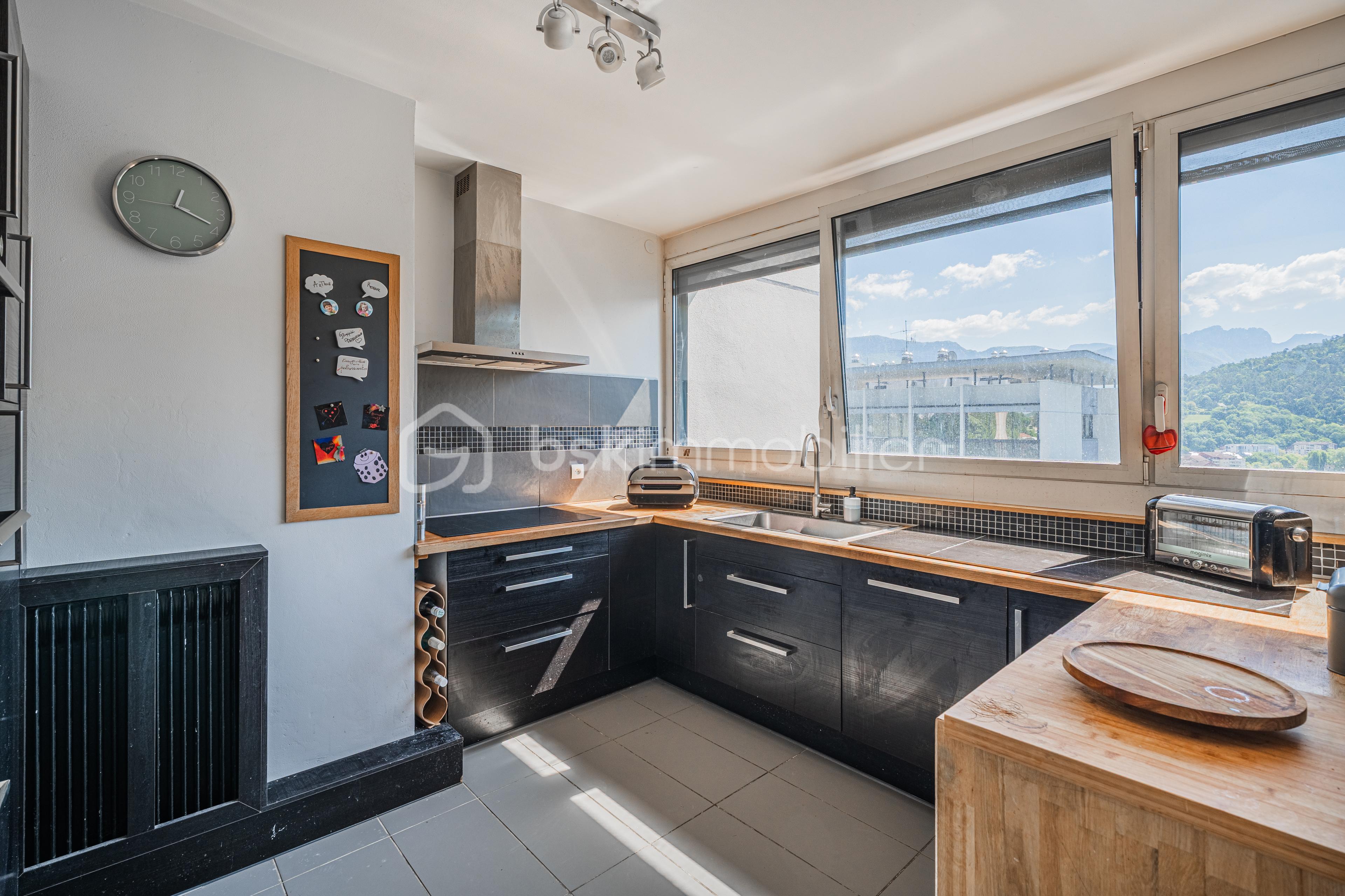 Appartement de 82,53 m² - A7401288-HDR.jpg