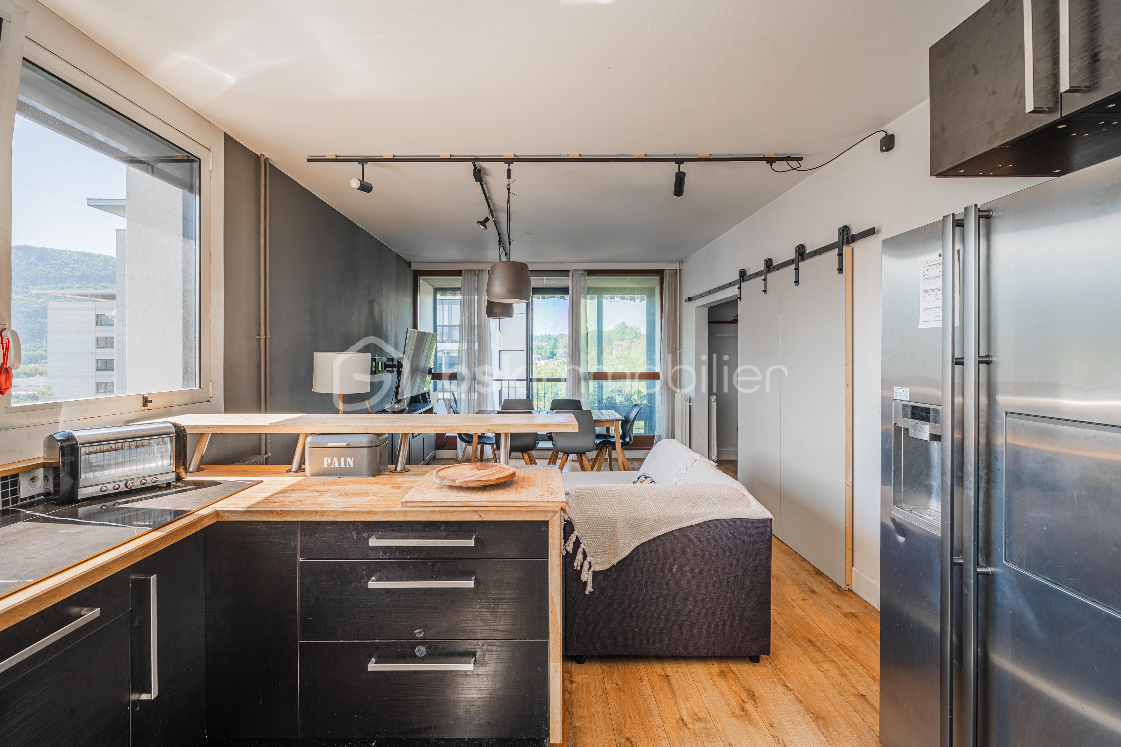 Appartement de 82,53 m² - A7401291-HDR.jpg