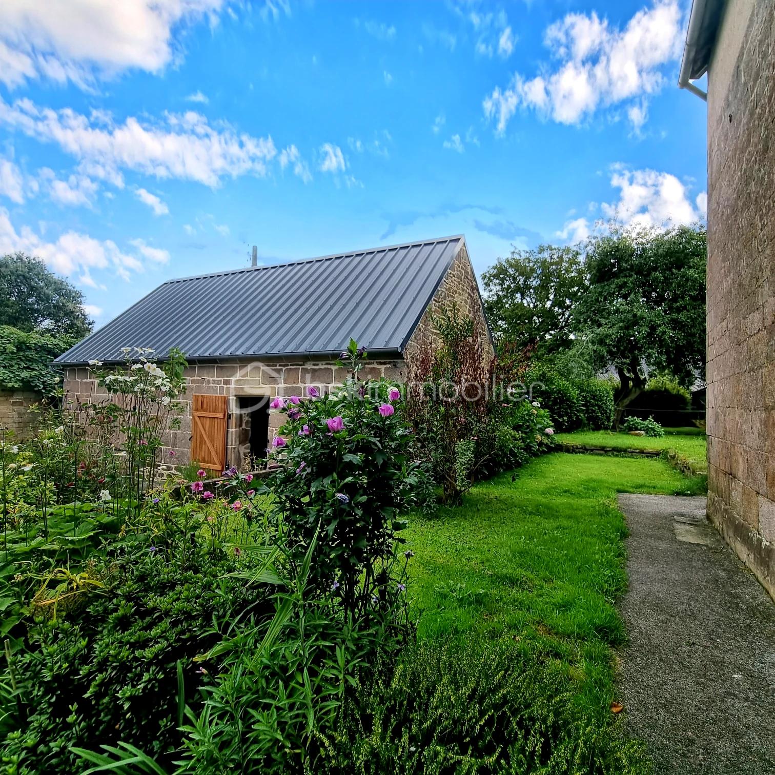 Corps de ferme de 134 m² - d7e298a8-2a57-4ebd-afea-50ce06a97e59.jpg