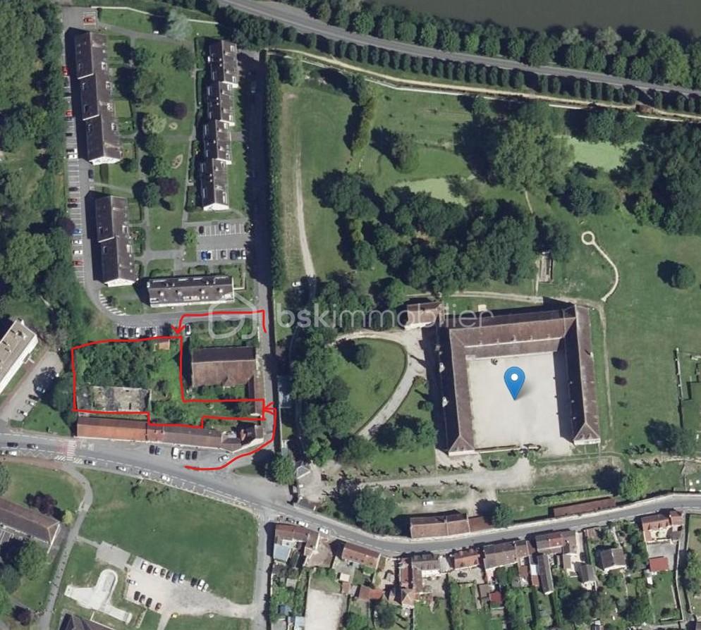 Terrain de 2 008 m² - accès.jpg