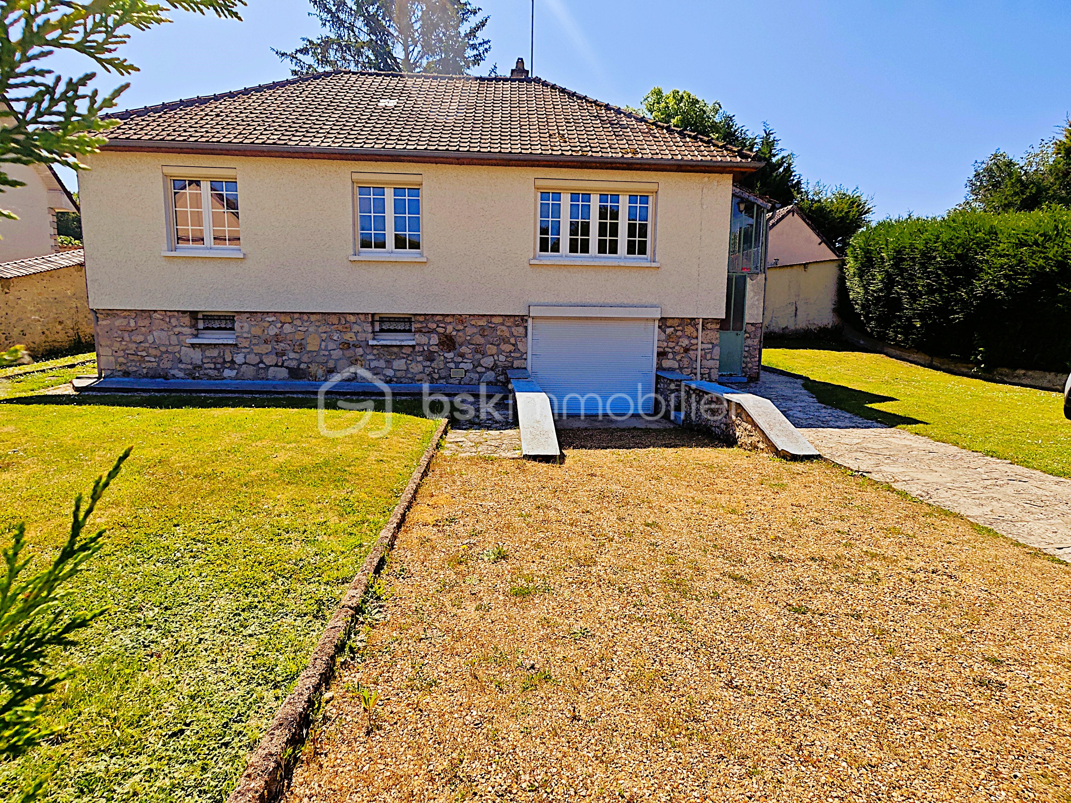 Maison traditionnelle de 80 m² - GUYOT 18.jpg
