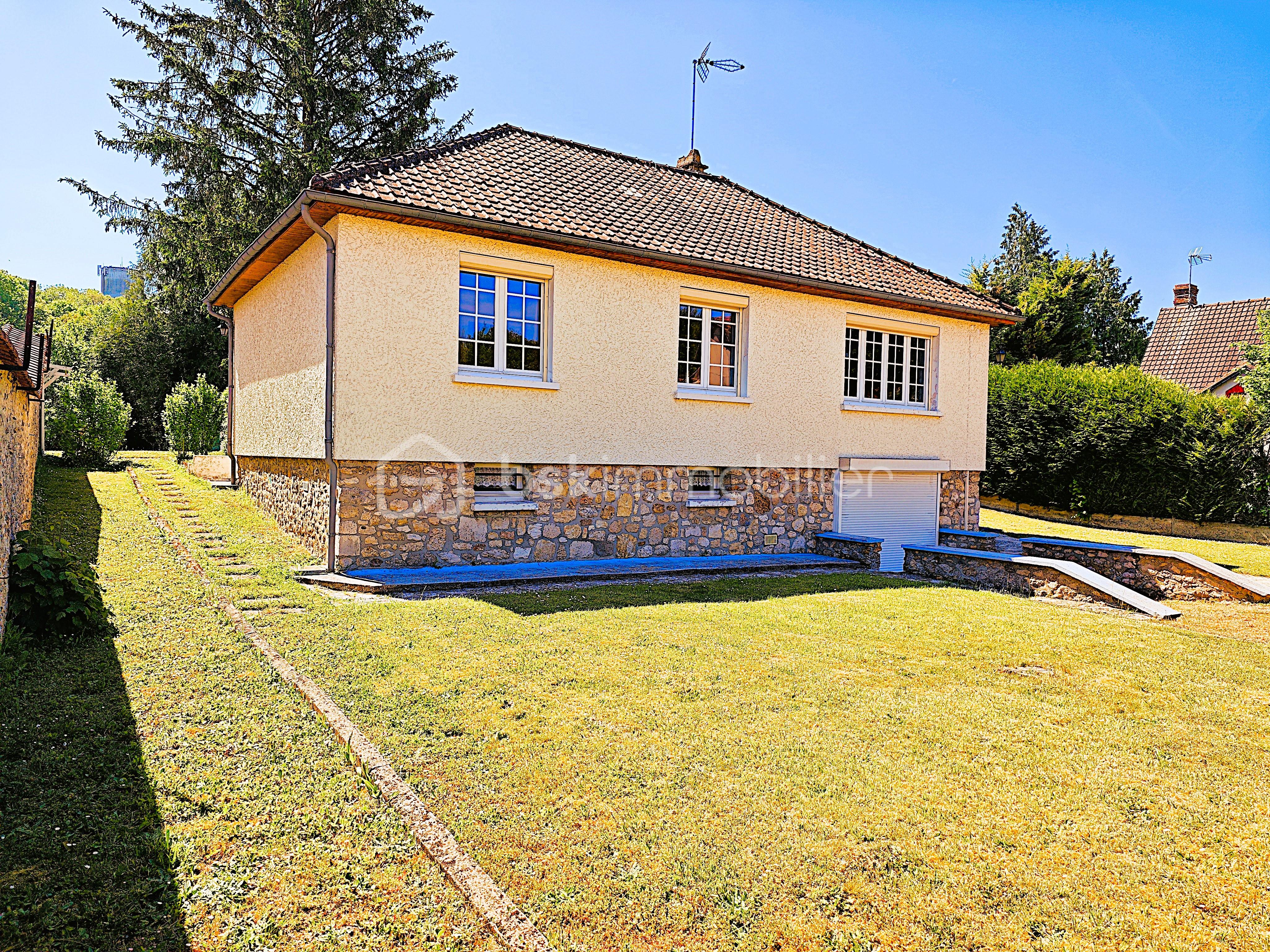 Maison traditionnelle de 80 m² - GUYOT 5.jpg