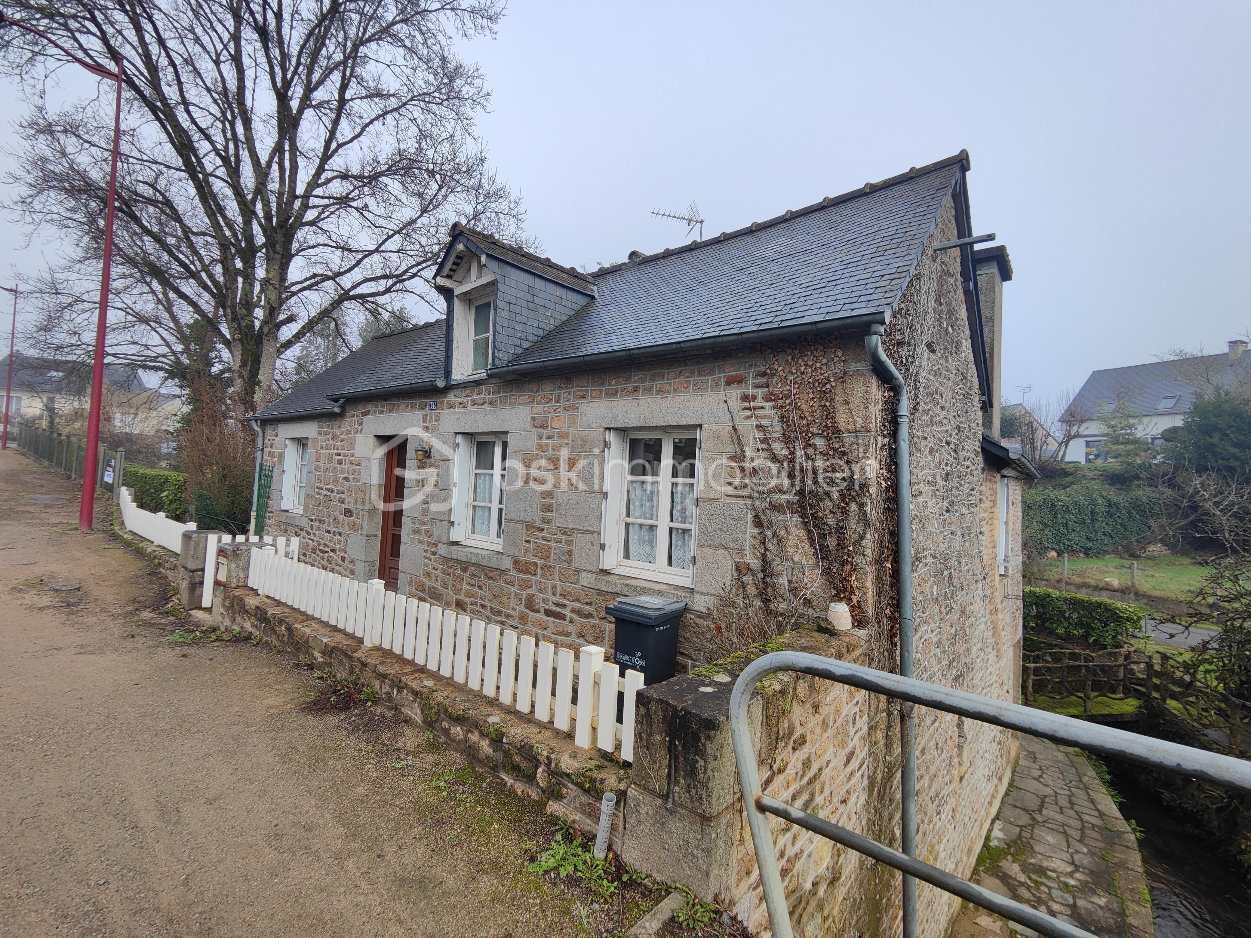 Maison en pierre de 100 m²