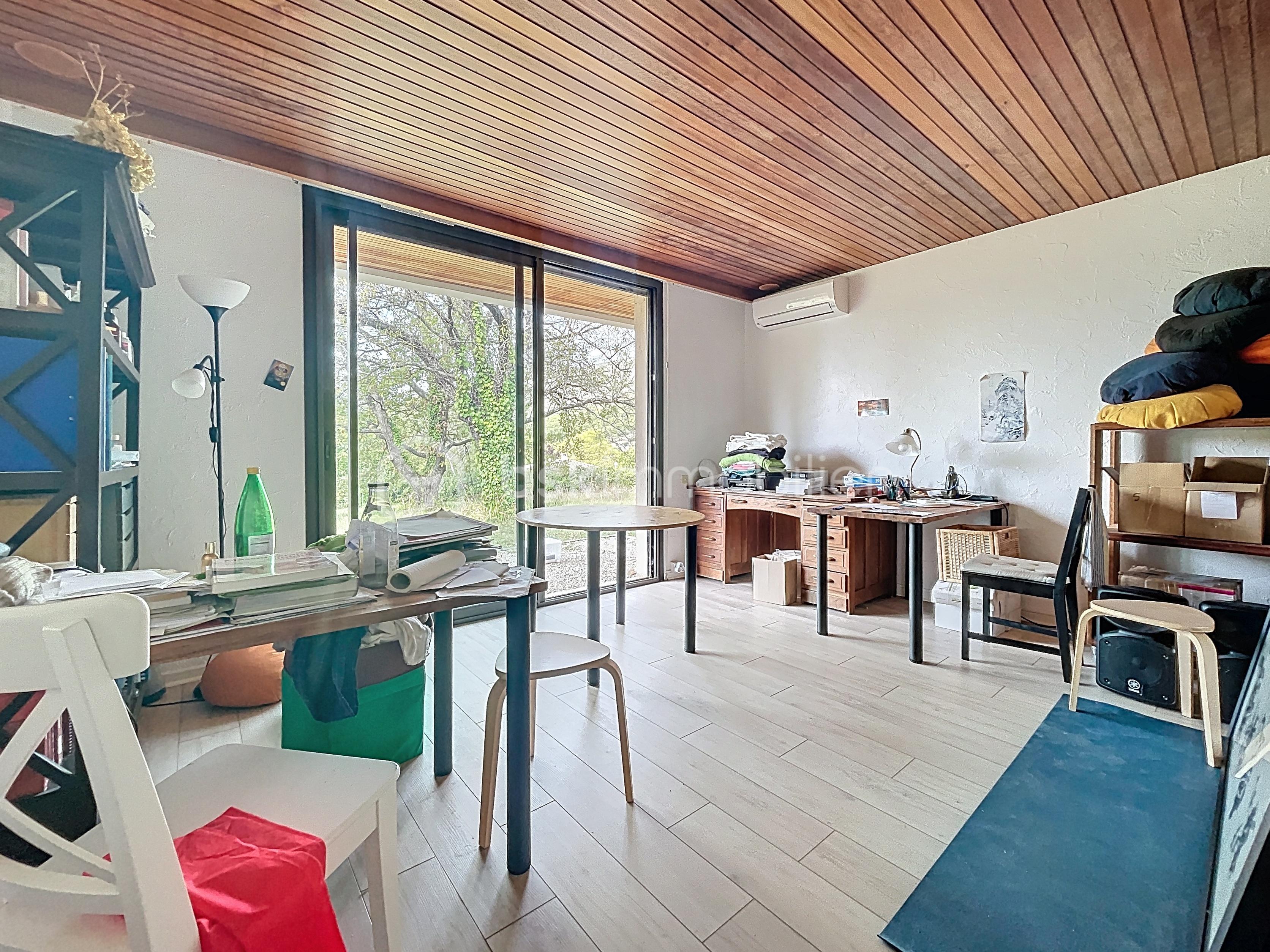 Local d activites de 430 m² - 6.jpg