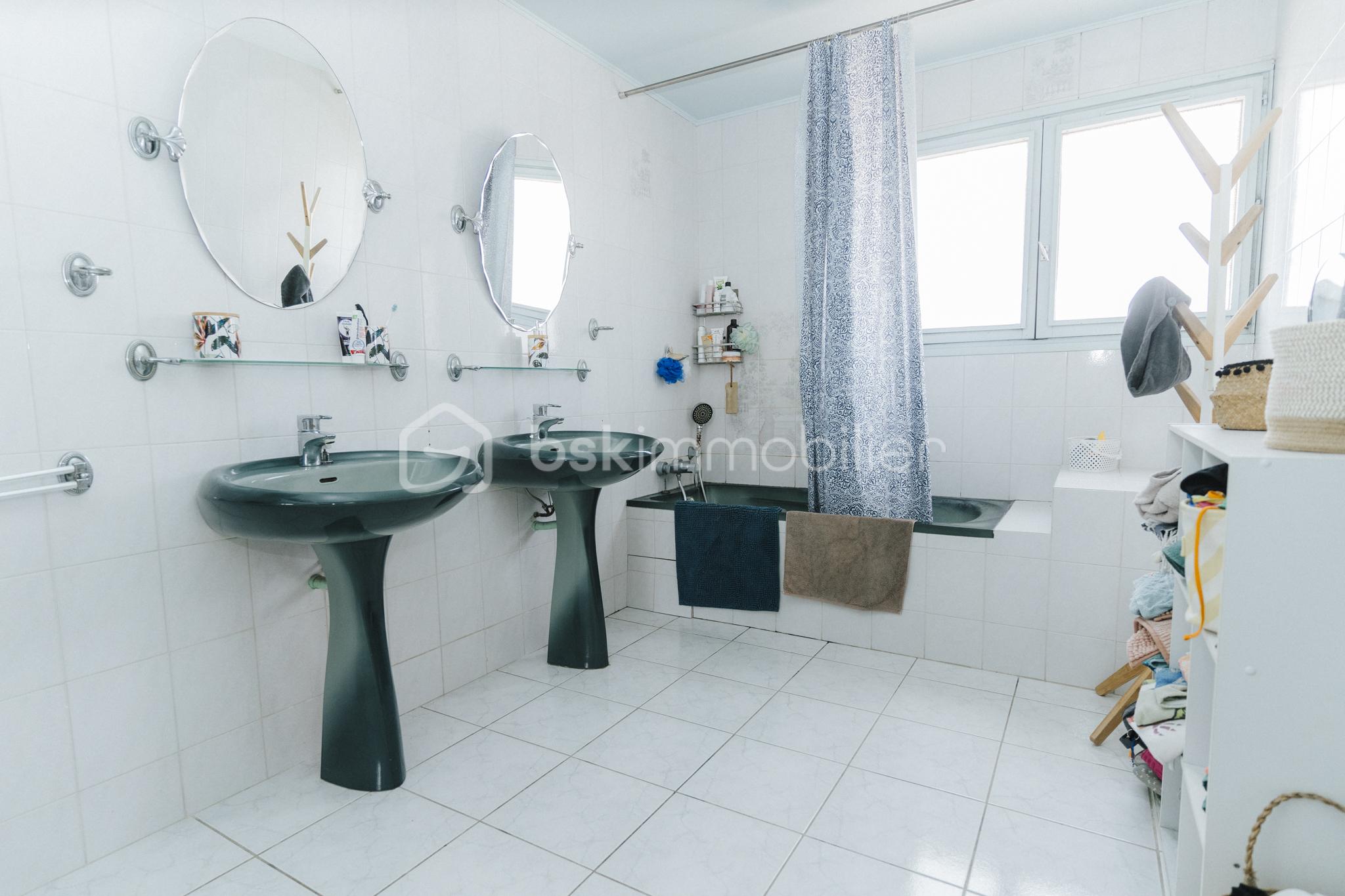 Villa de 150 m² - MAISON BAGES 3 CHAMBRES - 150m2-8.jpg