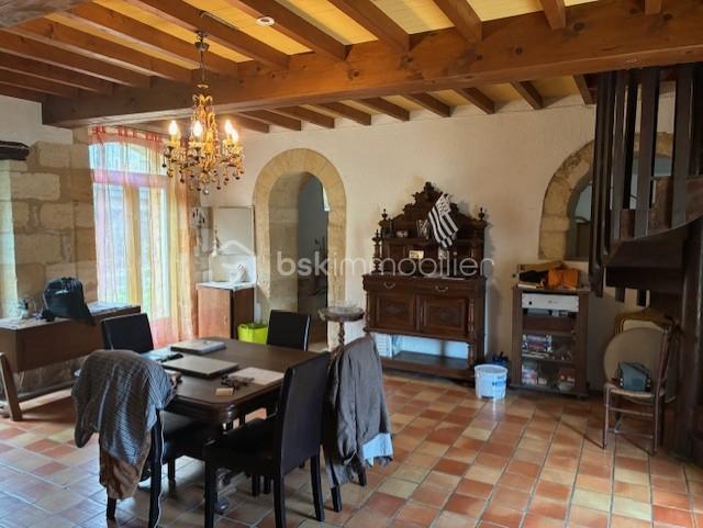 Maison en pierre de 235 m² - thumbnail_IMG_4397.jpg