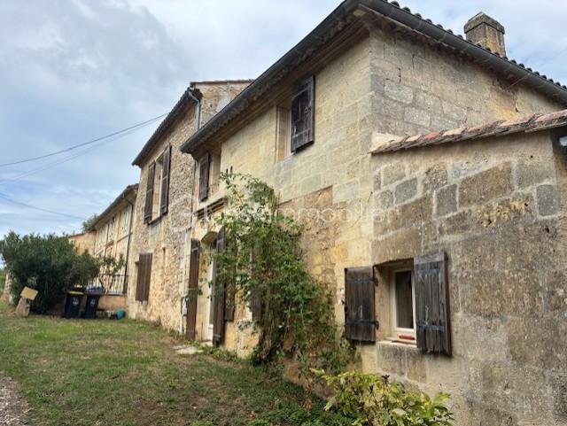 Maison en pierre de 235 m² - thumbnail_IMG_4404.jpg