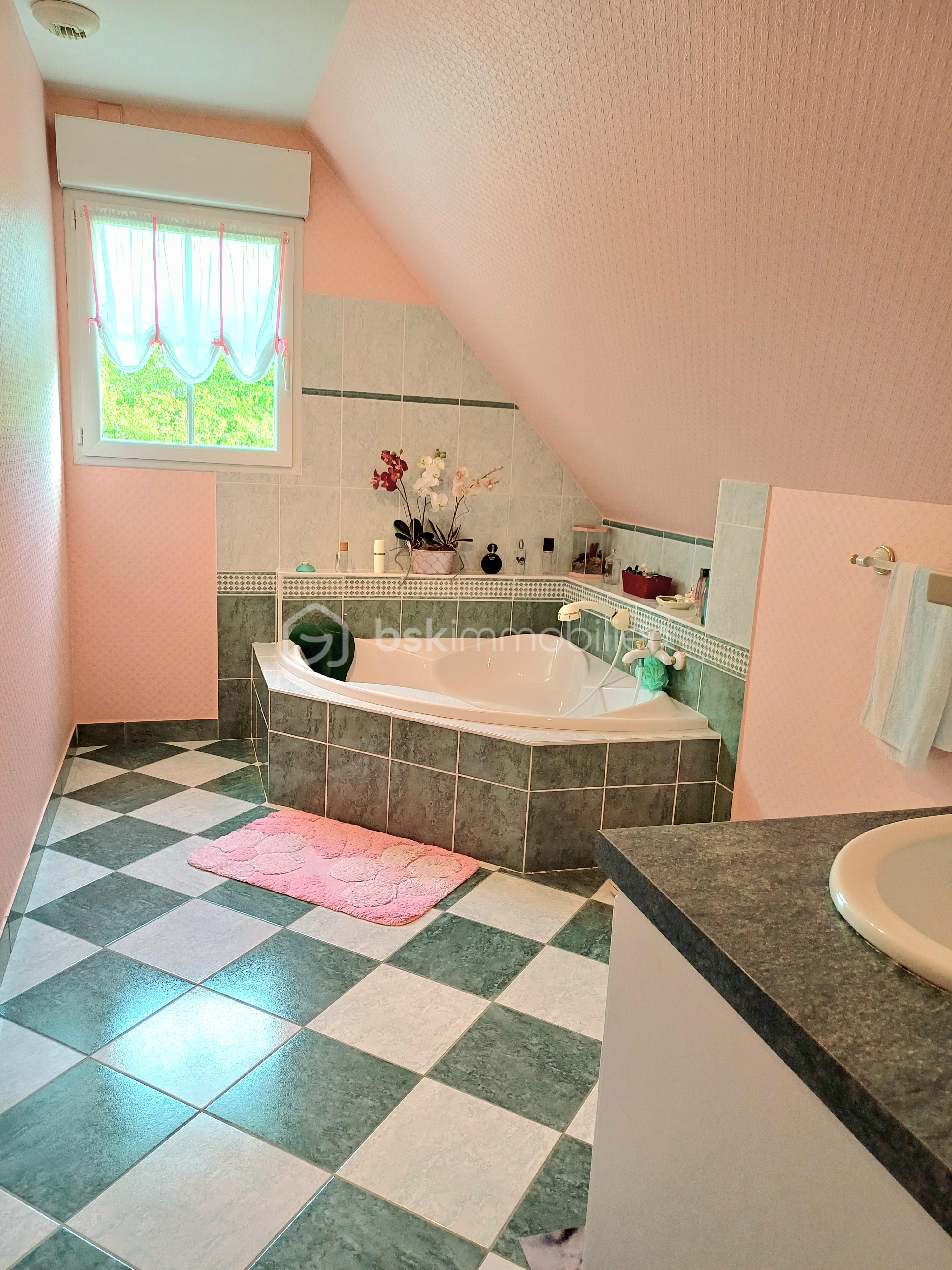 Maison traditionnelle de 195 m² - 20250912_154005[1].jpg