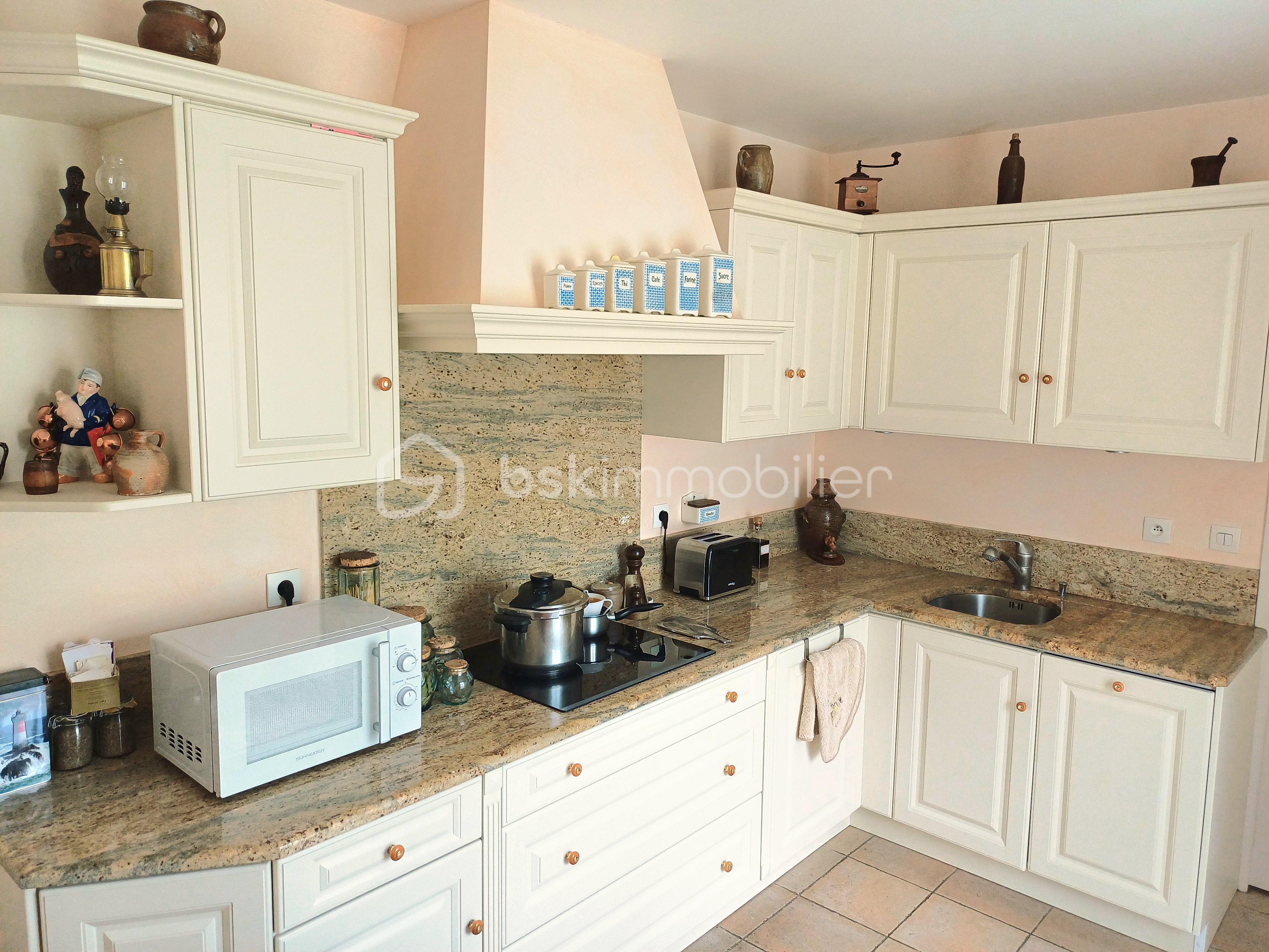 Maison traditionnelle de 195 m² - 20250912_153739[1].jpg