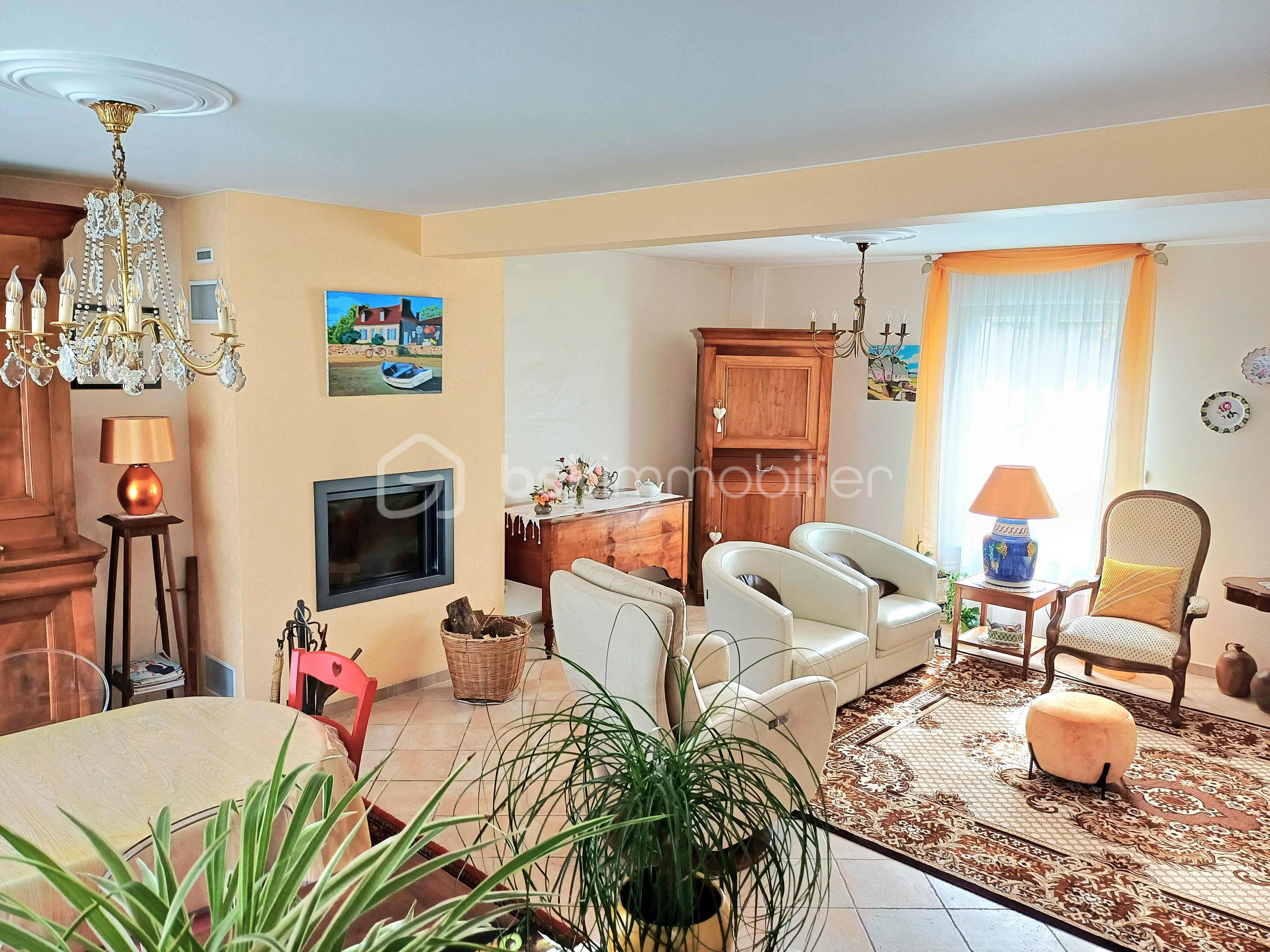 Maison traditionnelle de 195 m² - 20250912_153834[1].jpg