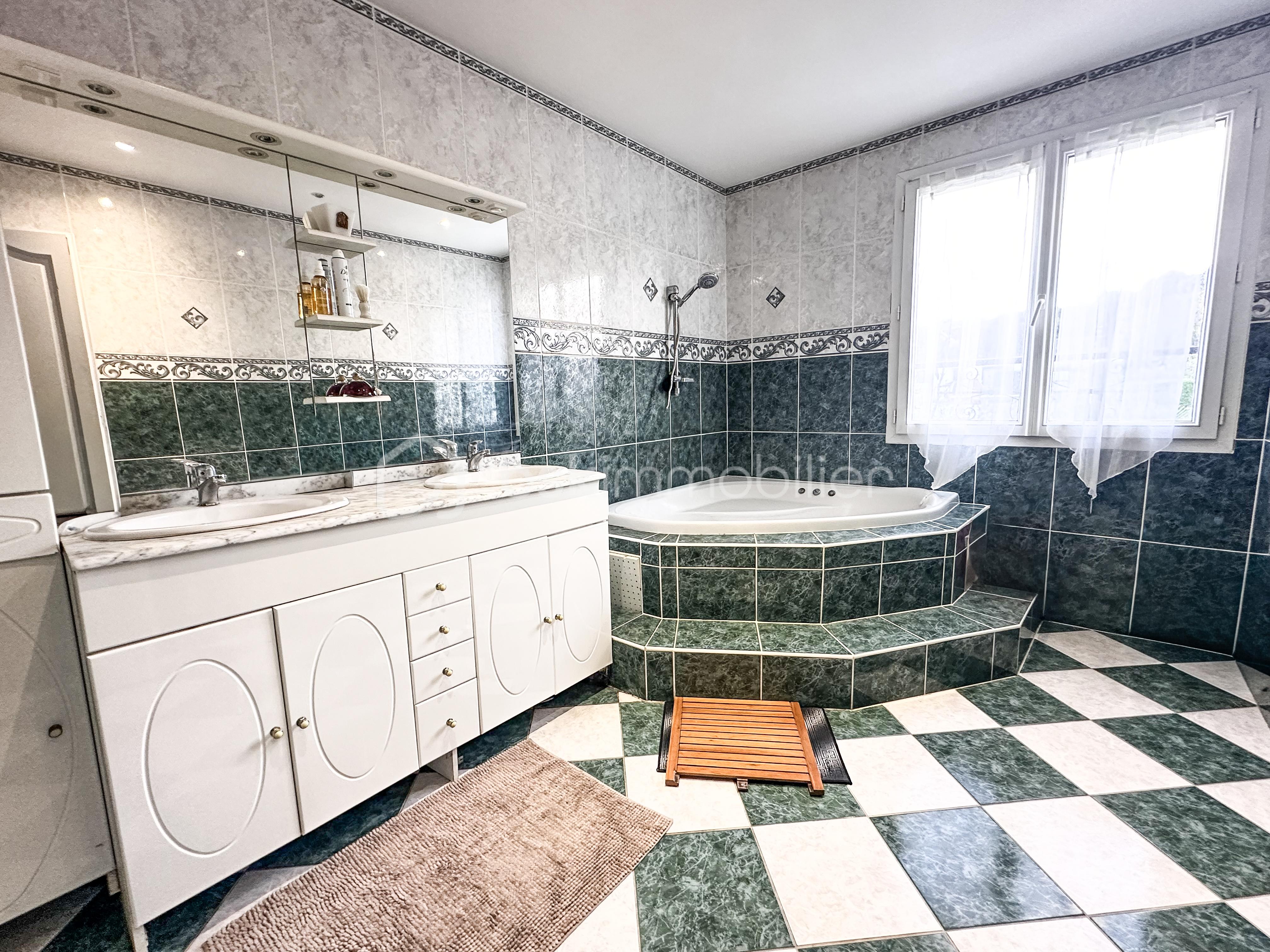 Maison traditionnelle de 183,69 m² - IMG_8993.jpg