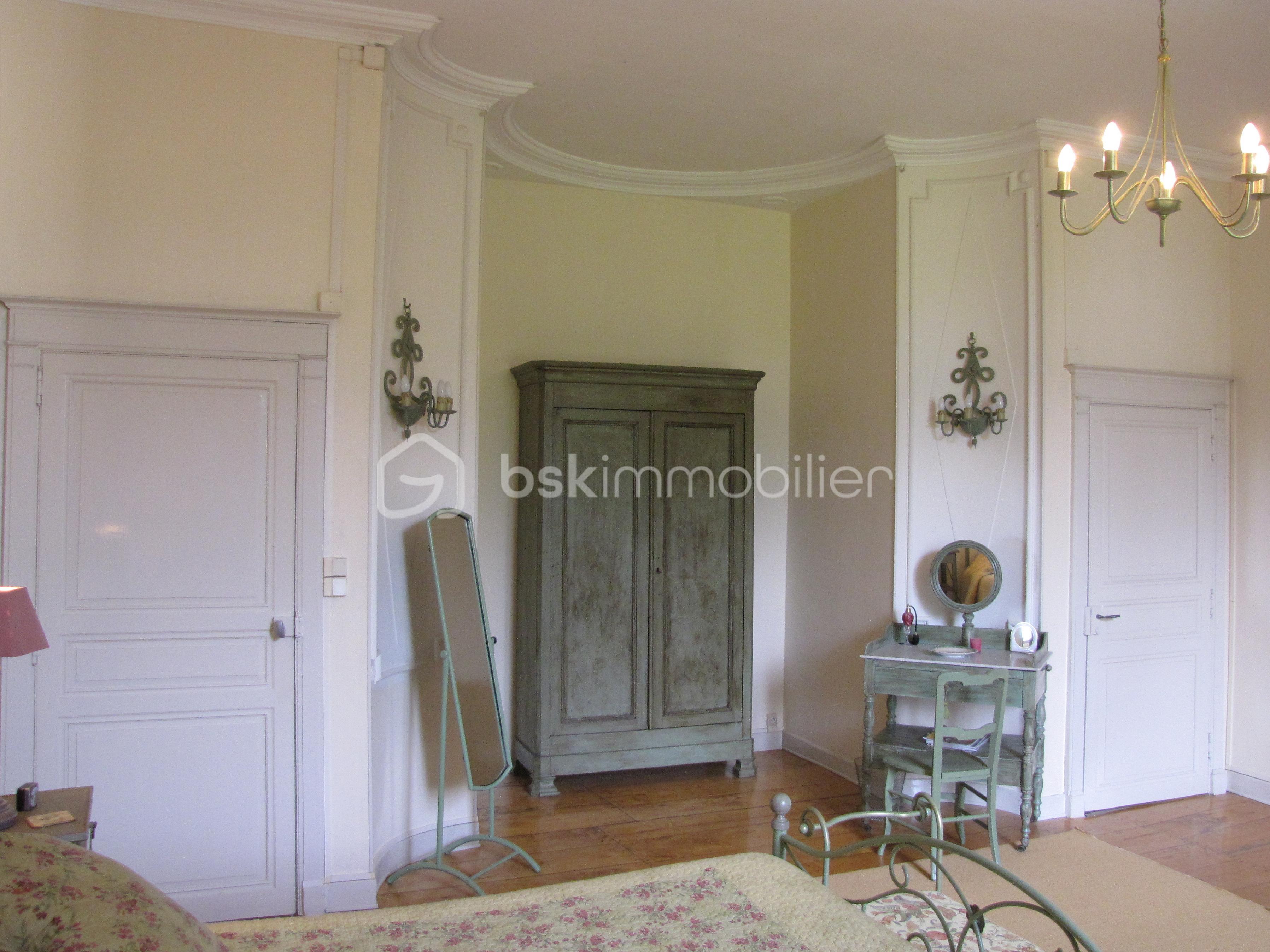 21_maison_vente_hotel_particulier_restaurant_hotel_small_world_iad_france_condom_gers_cesar_carvalho.jpg