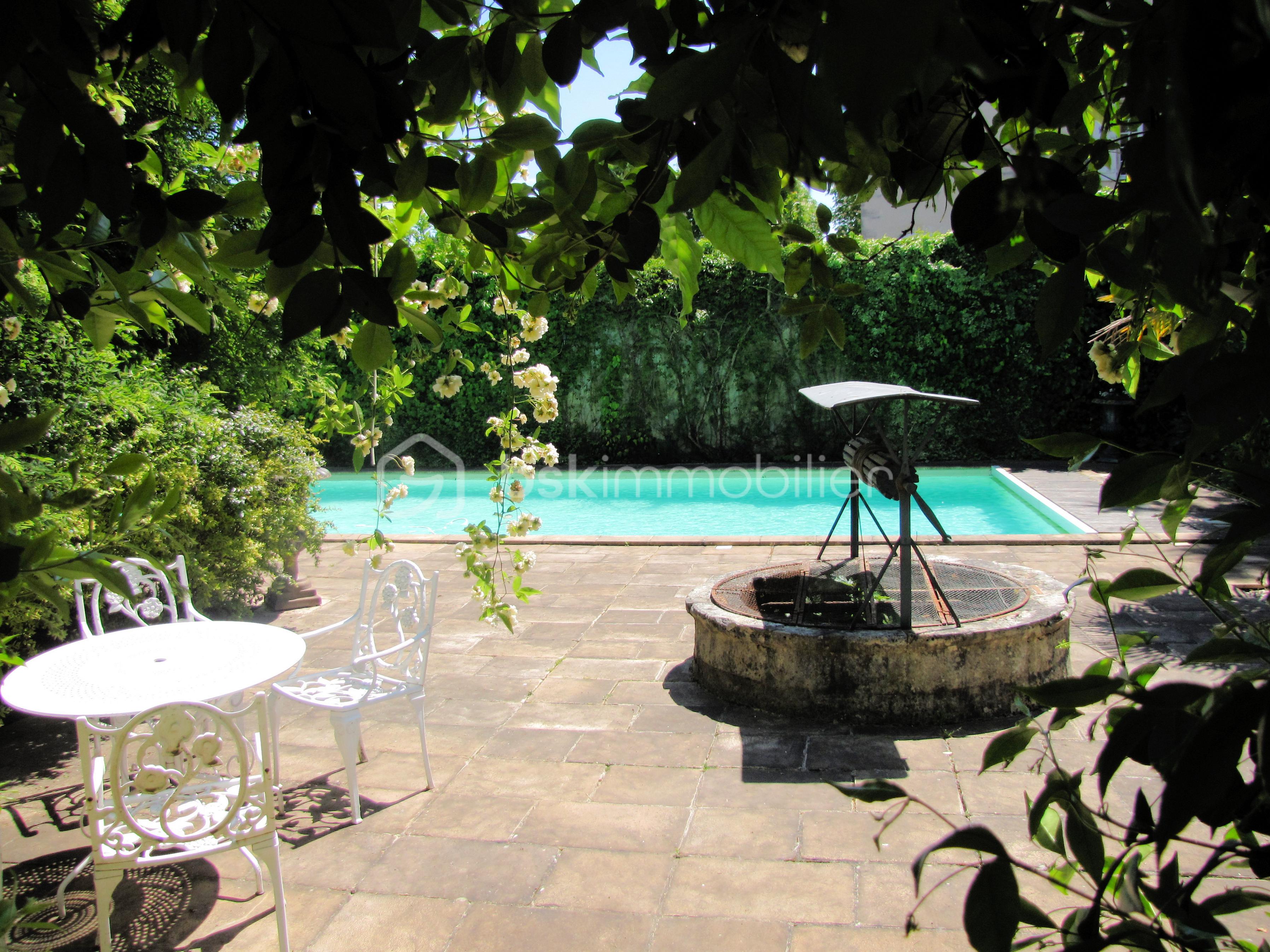 15_maison_vente_hotel_particulier_restaurant_hotel_small_world_iad_france_condom_gers_cesar_carvalho.jpg
