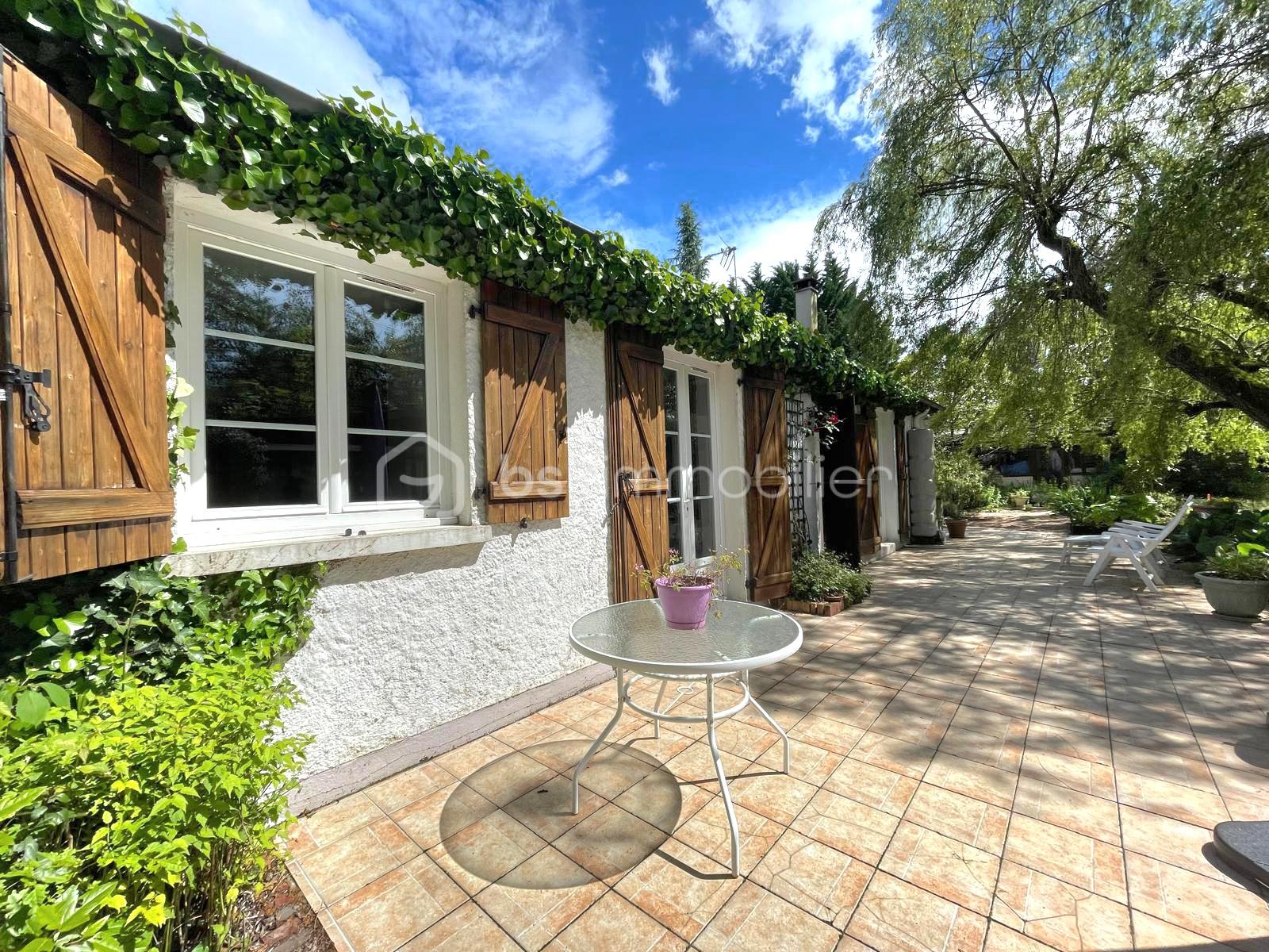 Maison traditionnelle de 164 m² - IMG-20240516-WA0044.jpg