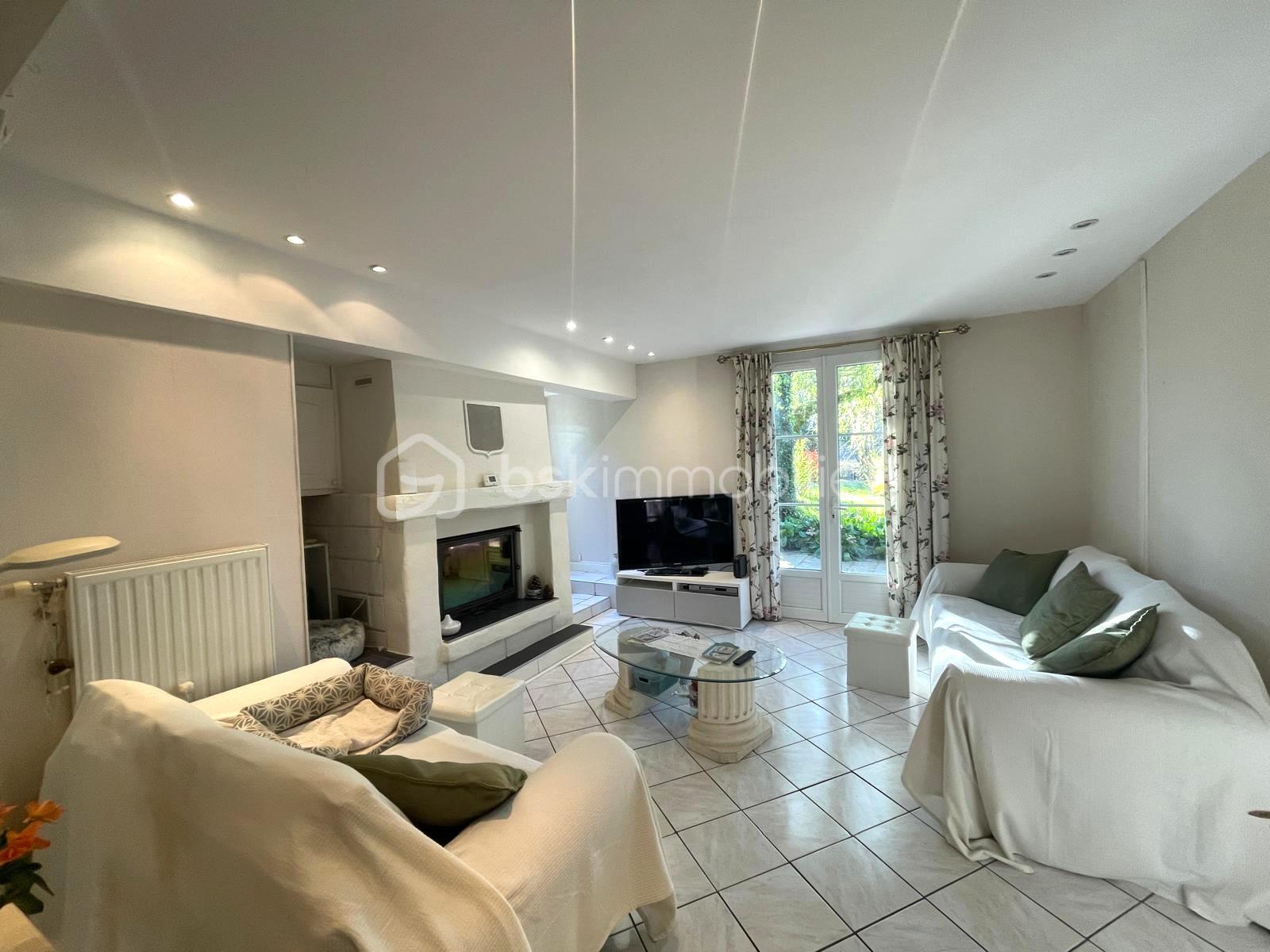 WhatsApp Image 2026-03-17 at 17.11.51 (1).jpeg