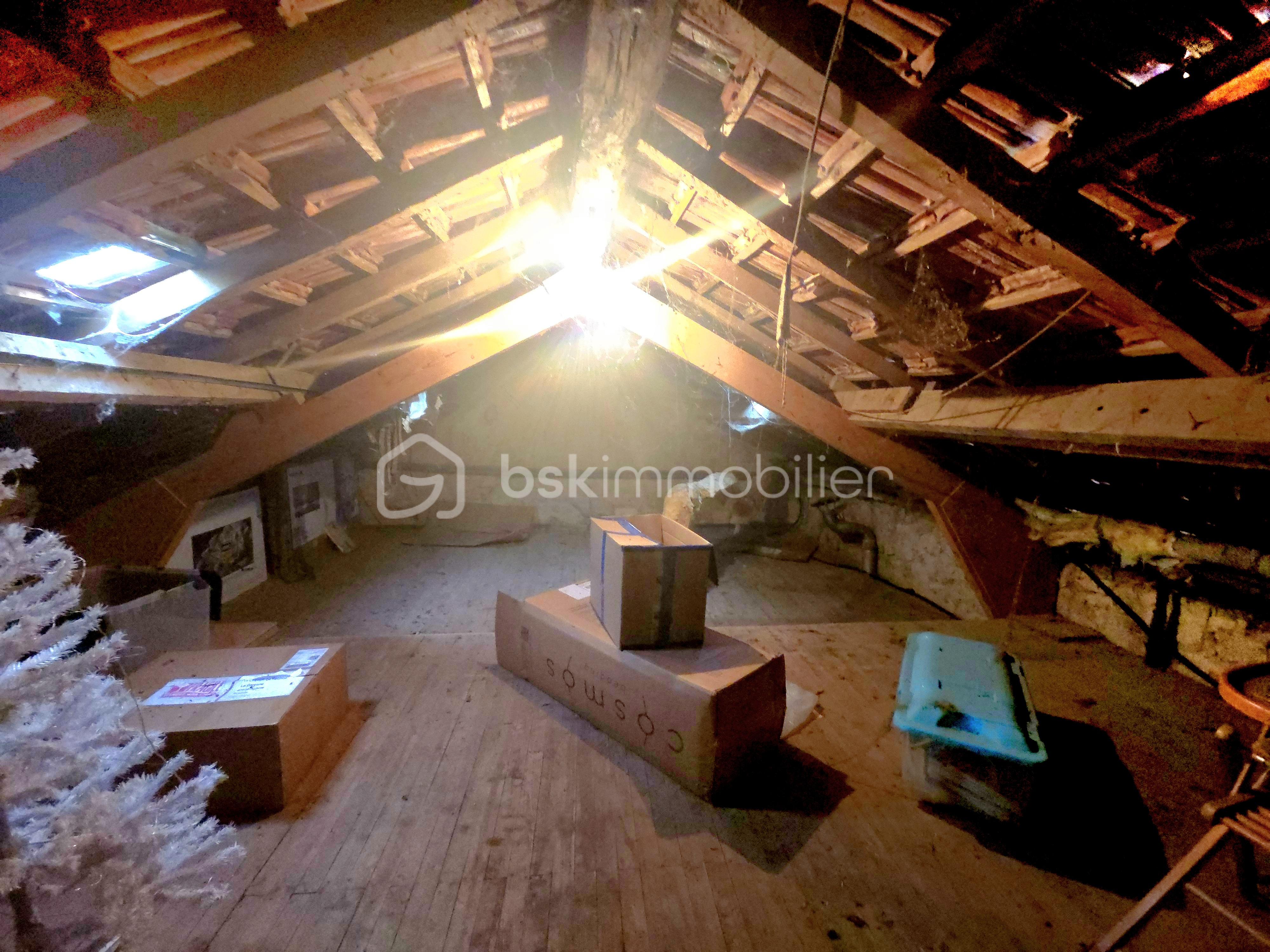 Maison ancienne de 150 m² - 20260105_114825.jpg