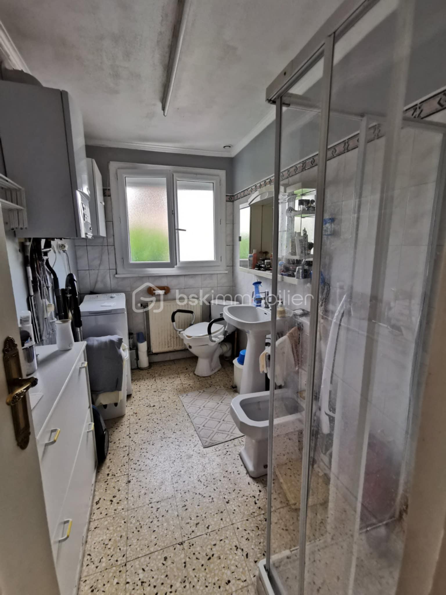 Maison de 81 m² - salle d'eau rdc.jpeg