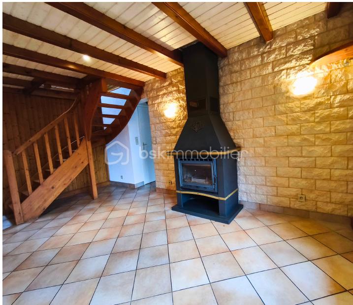 Maison traditionnelle de 172 m² - sejour 2.png