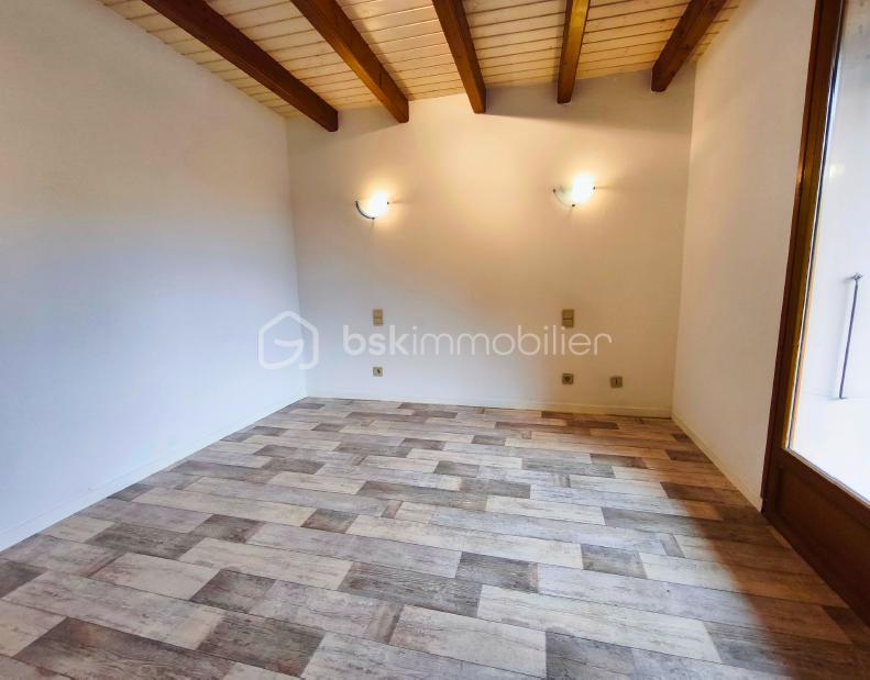 Maison traditionnelle de 172 m² - chambre rdc.png