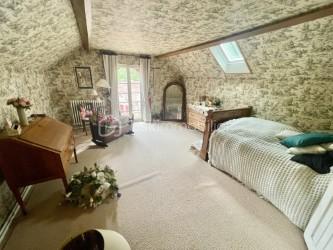 Maison de 297 m² - thumbnail_IMG_2725.jpg