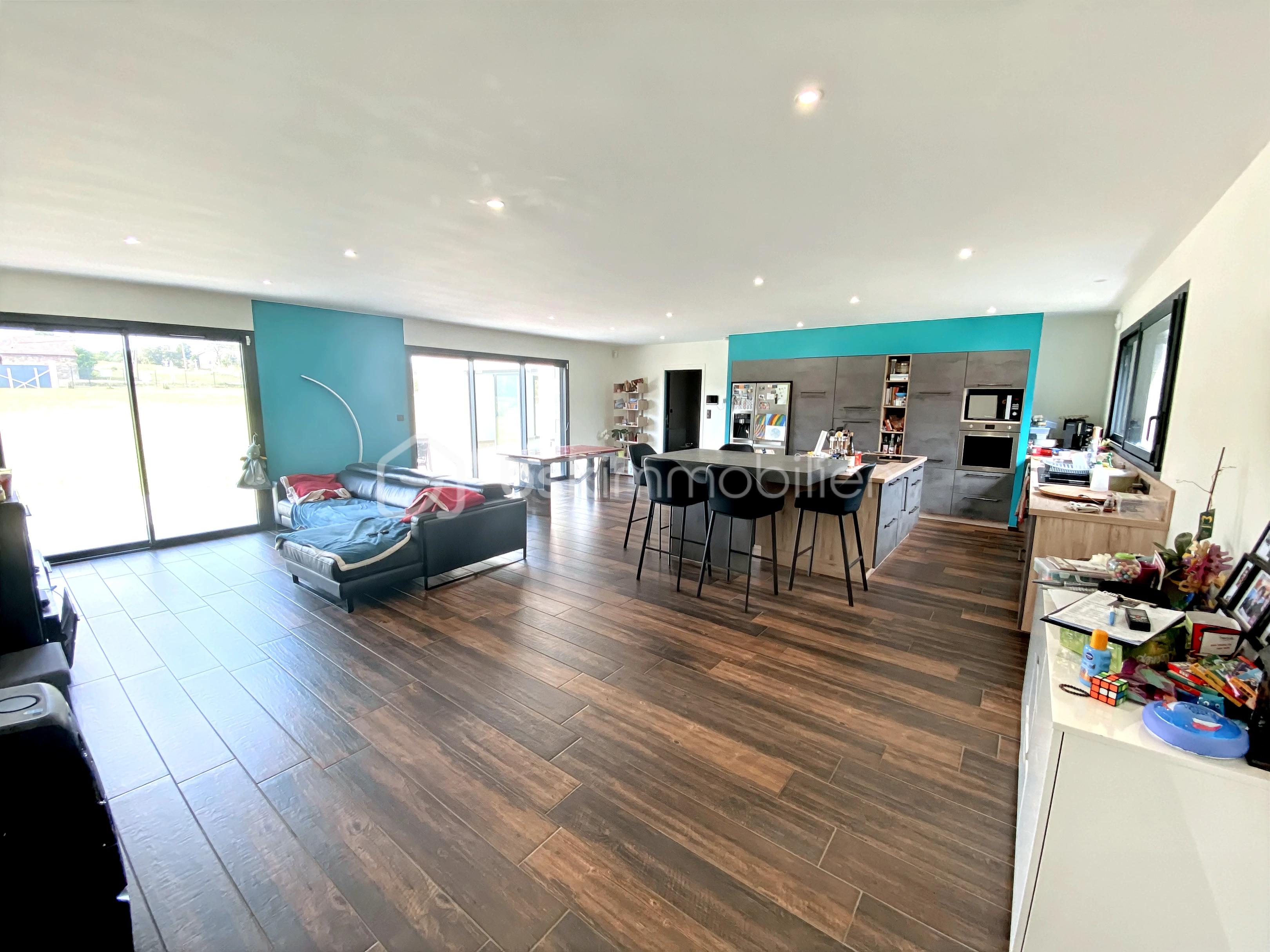 Maison de 244 m² - liloo-downloaderM7rfZO