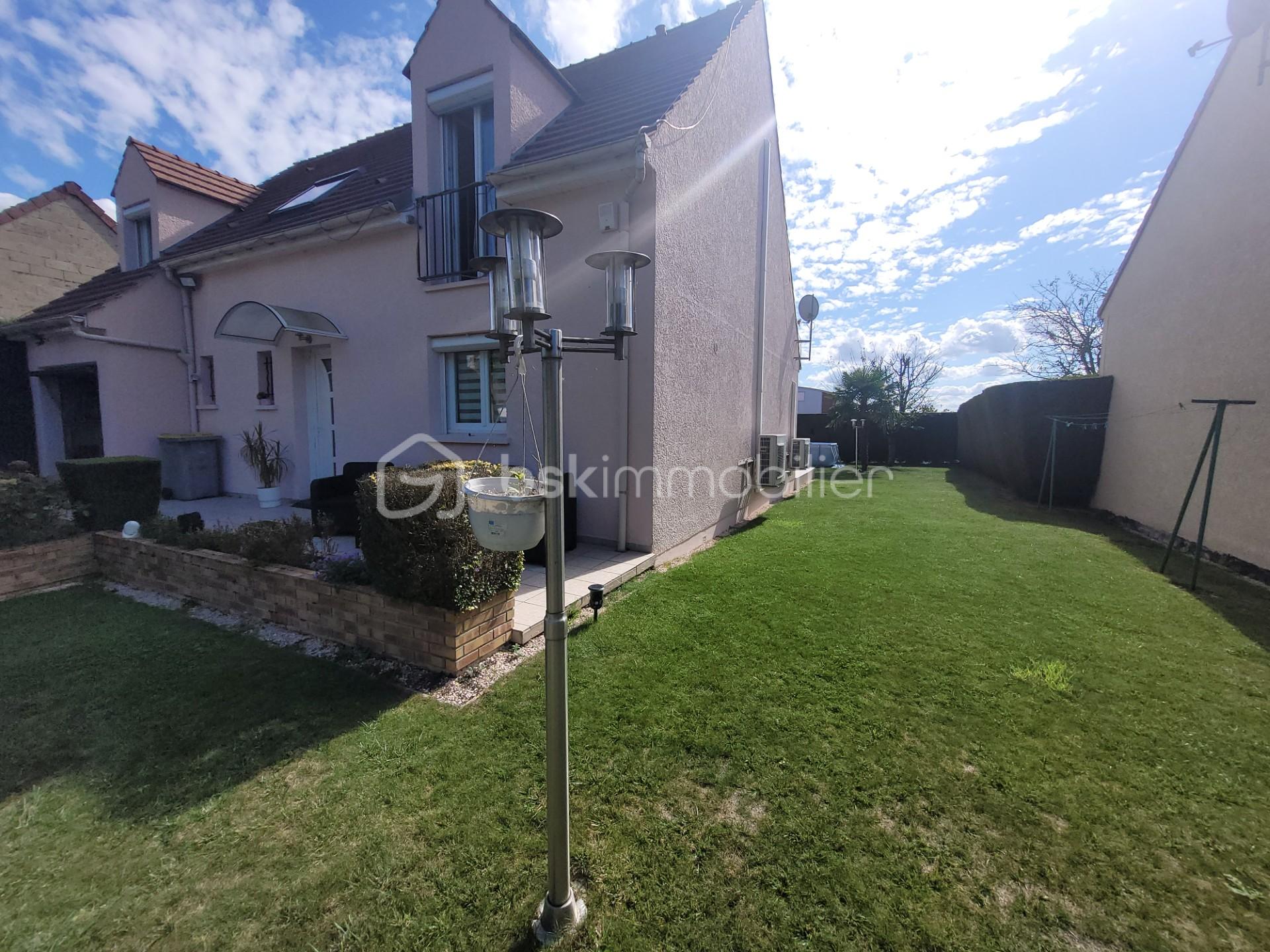 Maison de 116,99 m² - thumbnail_1000040958.jpg