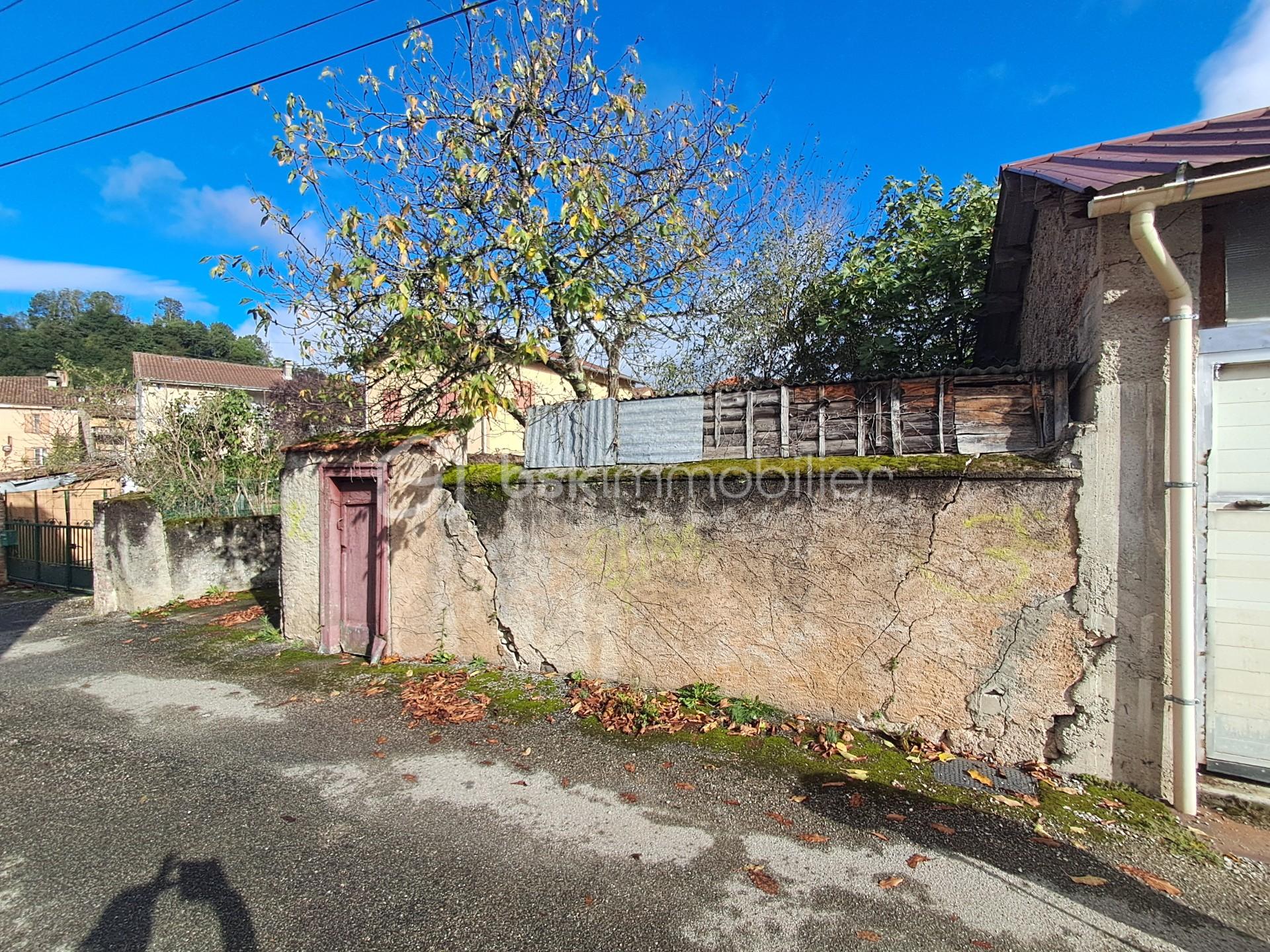 Terrain de 370 m² - thumbnail_20250923_102650.jpg