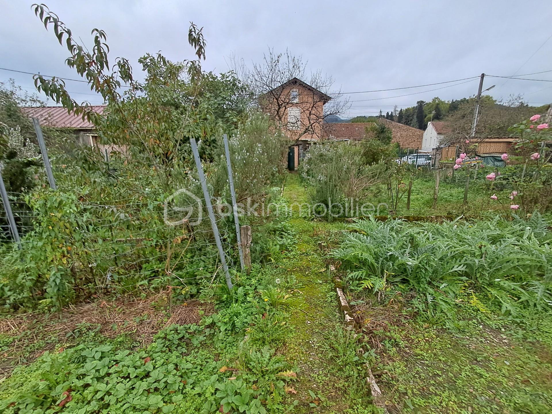 Terrain de 370 m² - thumbnail_20251010_111843.jpg