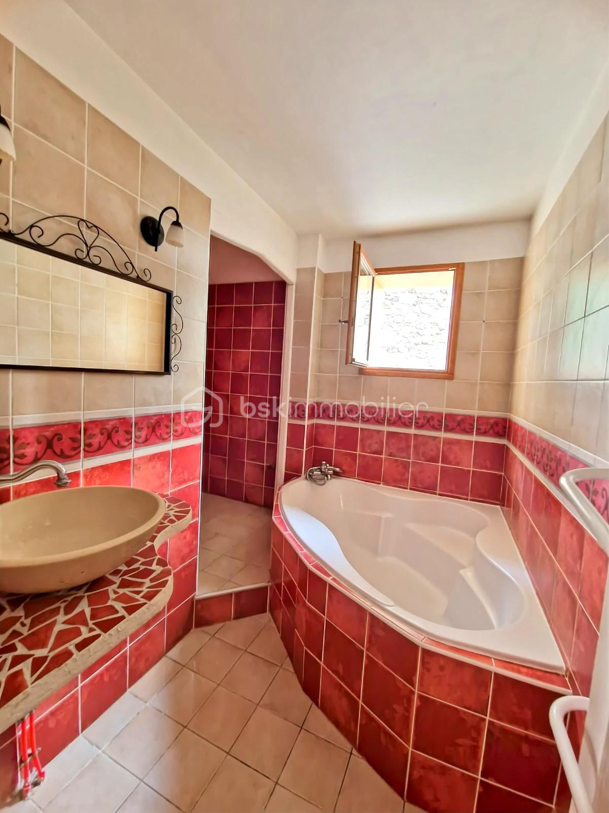 Maison de 140 m² - liloo-downloaderOCSlJU