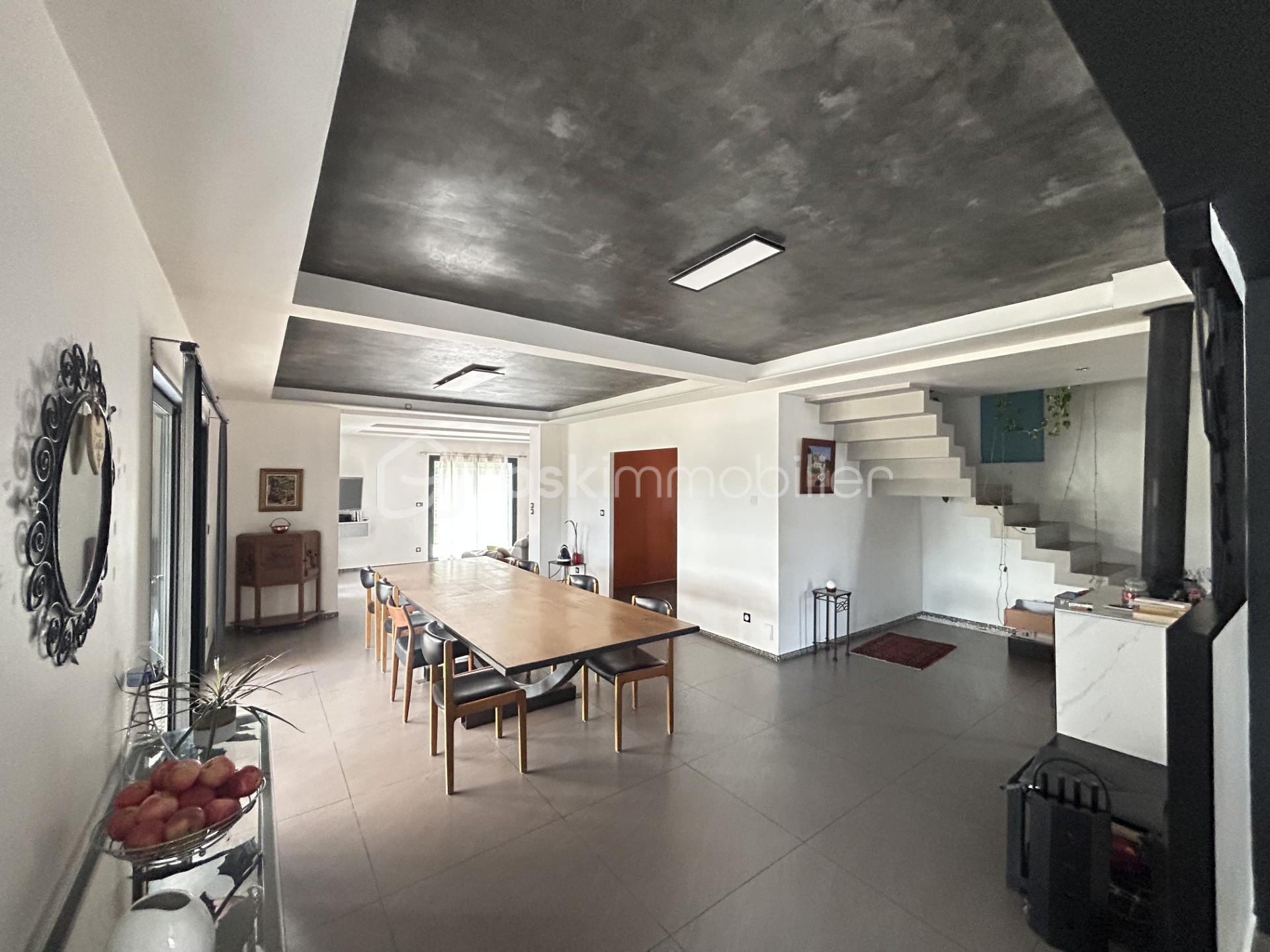 Maison de 217 m² - Maison Sillans Voie Ferrée Photo SAM.jpg
