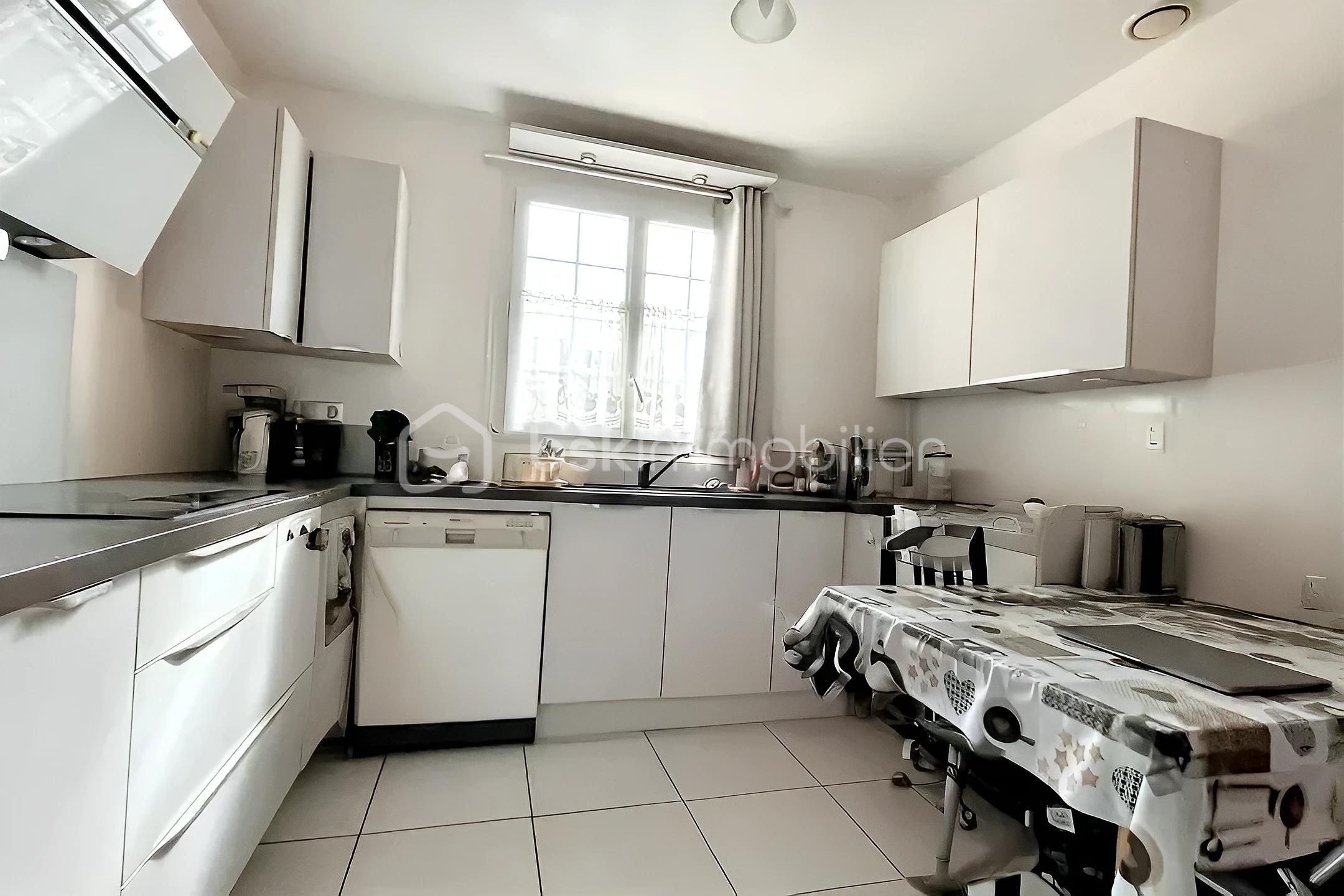 Maison de 125 m² - hoqi-20ba282712304943a9b916bfa68f7c8b.JPG