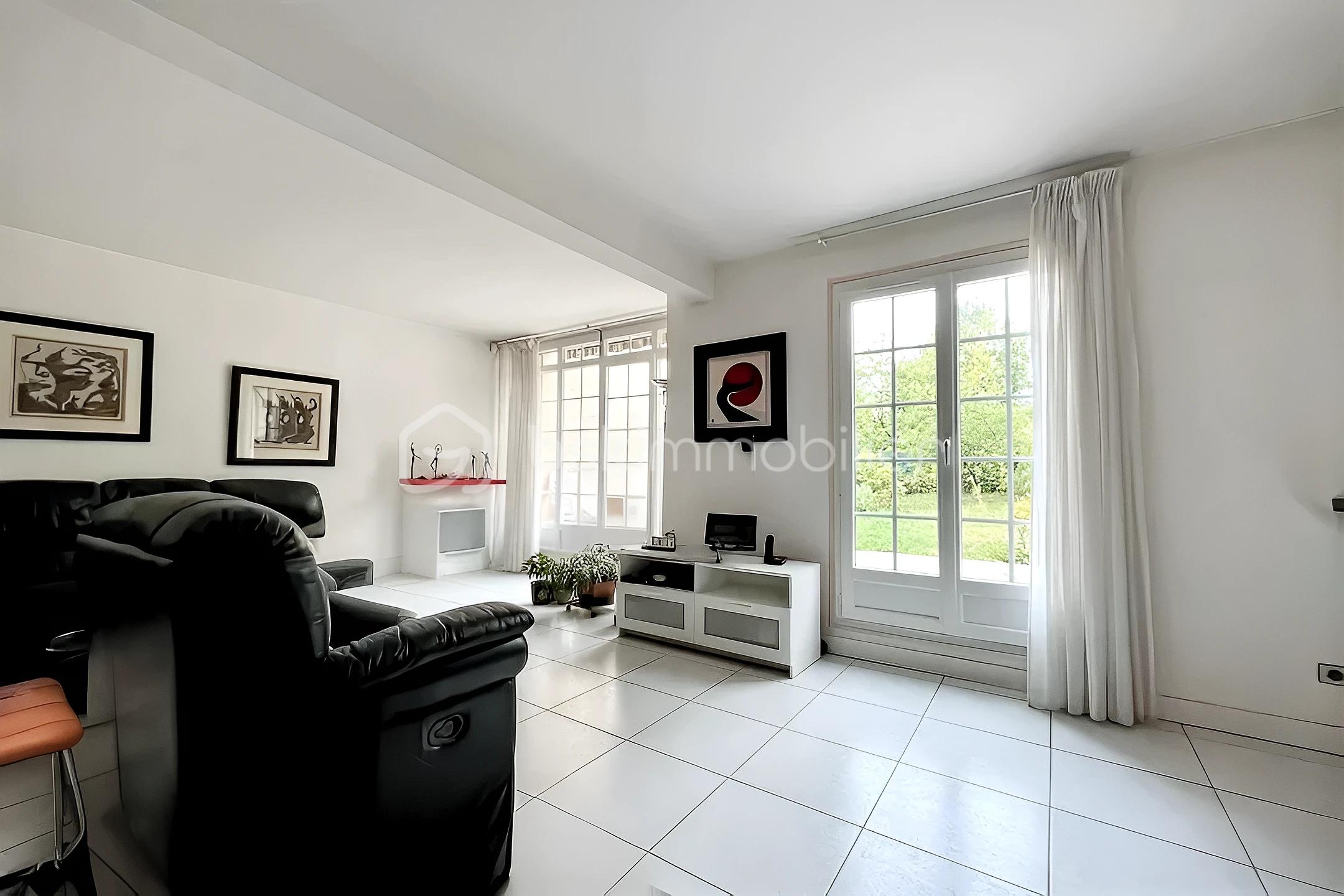 Maison de 125 m² - hoqi-40a6c74080504a0298f747194eb8d302.JPG