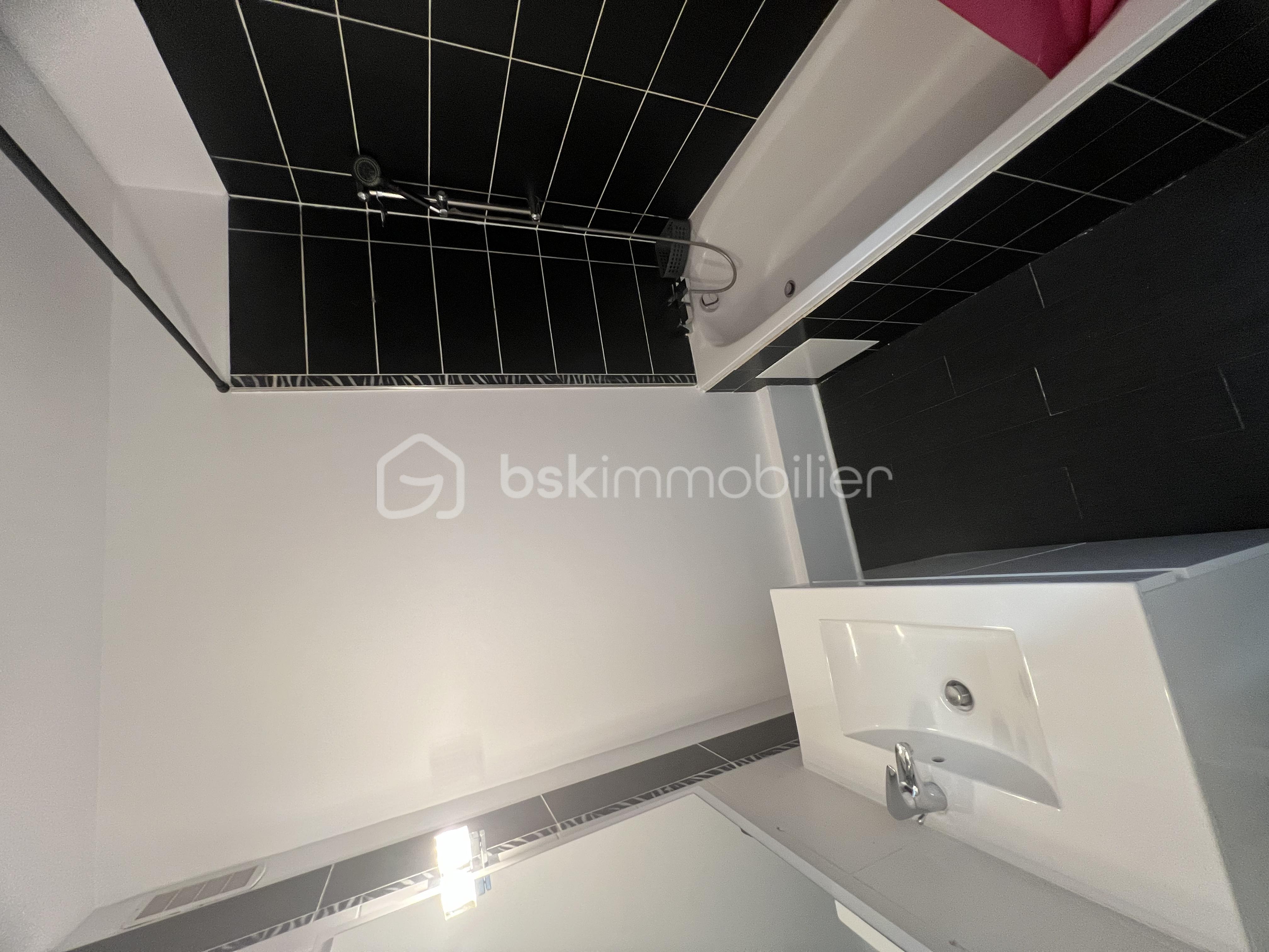 Appartement de 65 m² - tempImageY8zmlG.png