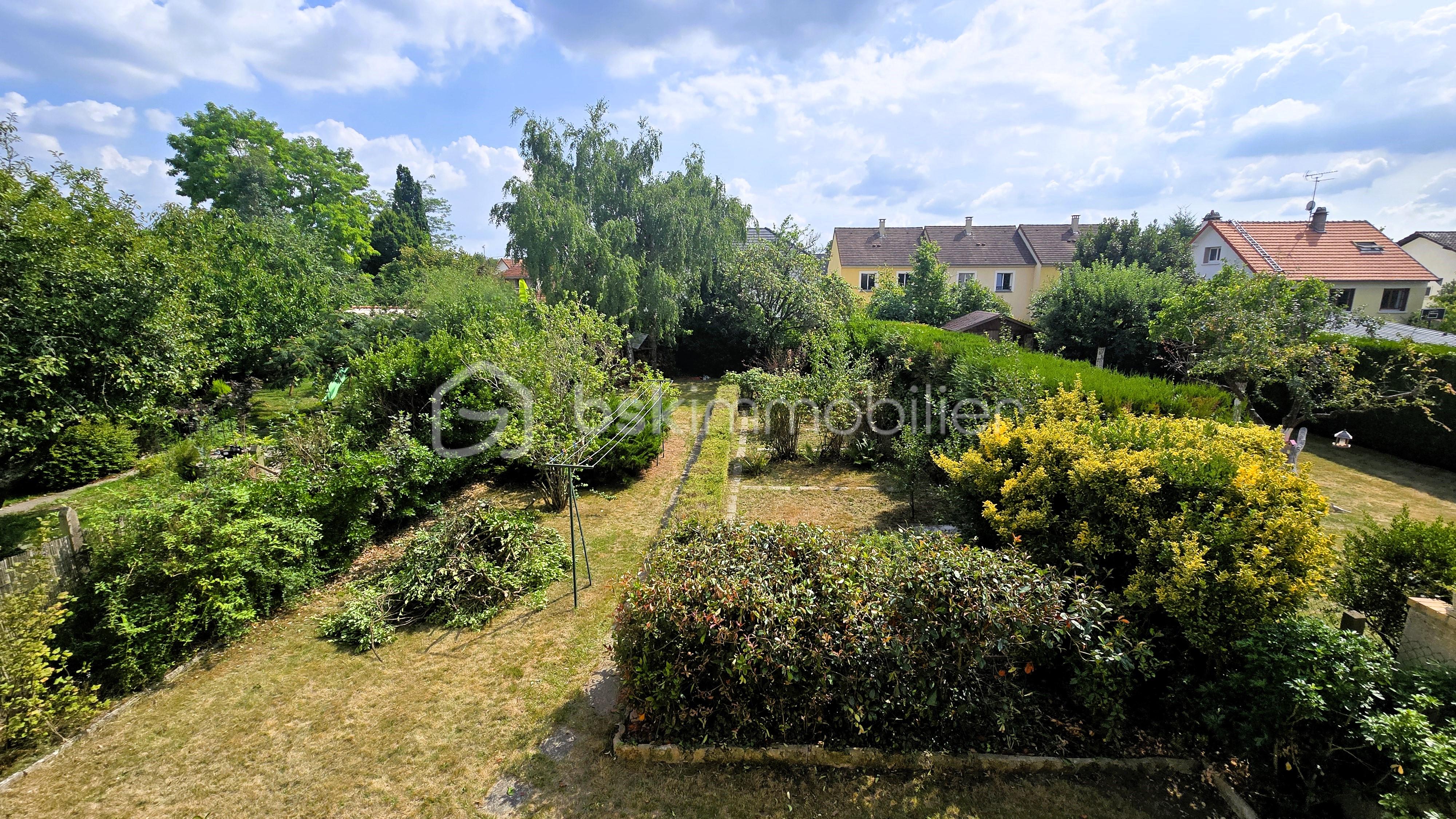 Pavillon de 110 m² - terrain.jpg