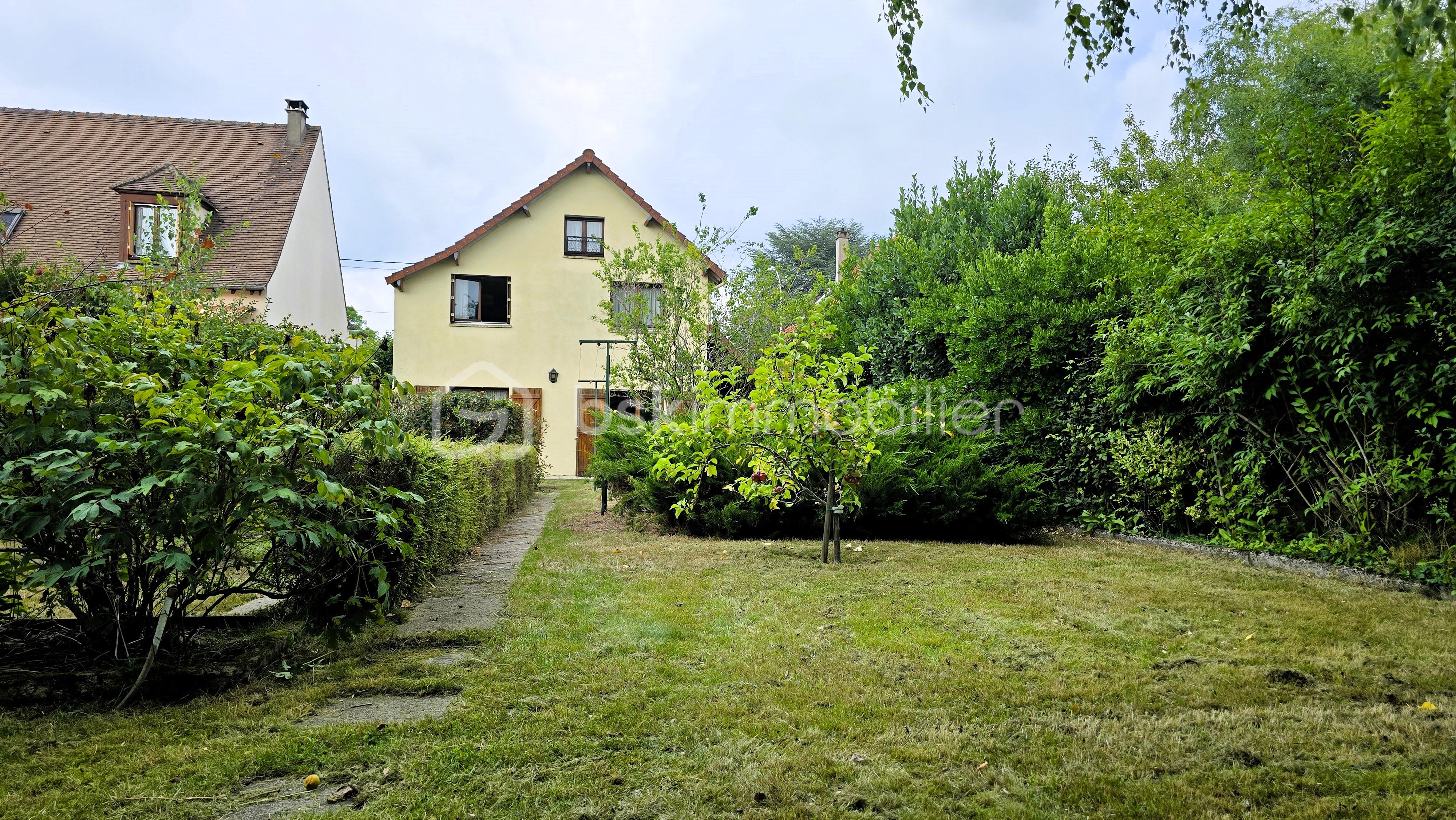 Pavillon de 110 m² - maison fond.jpg