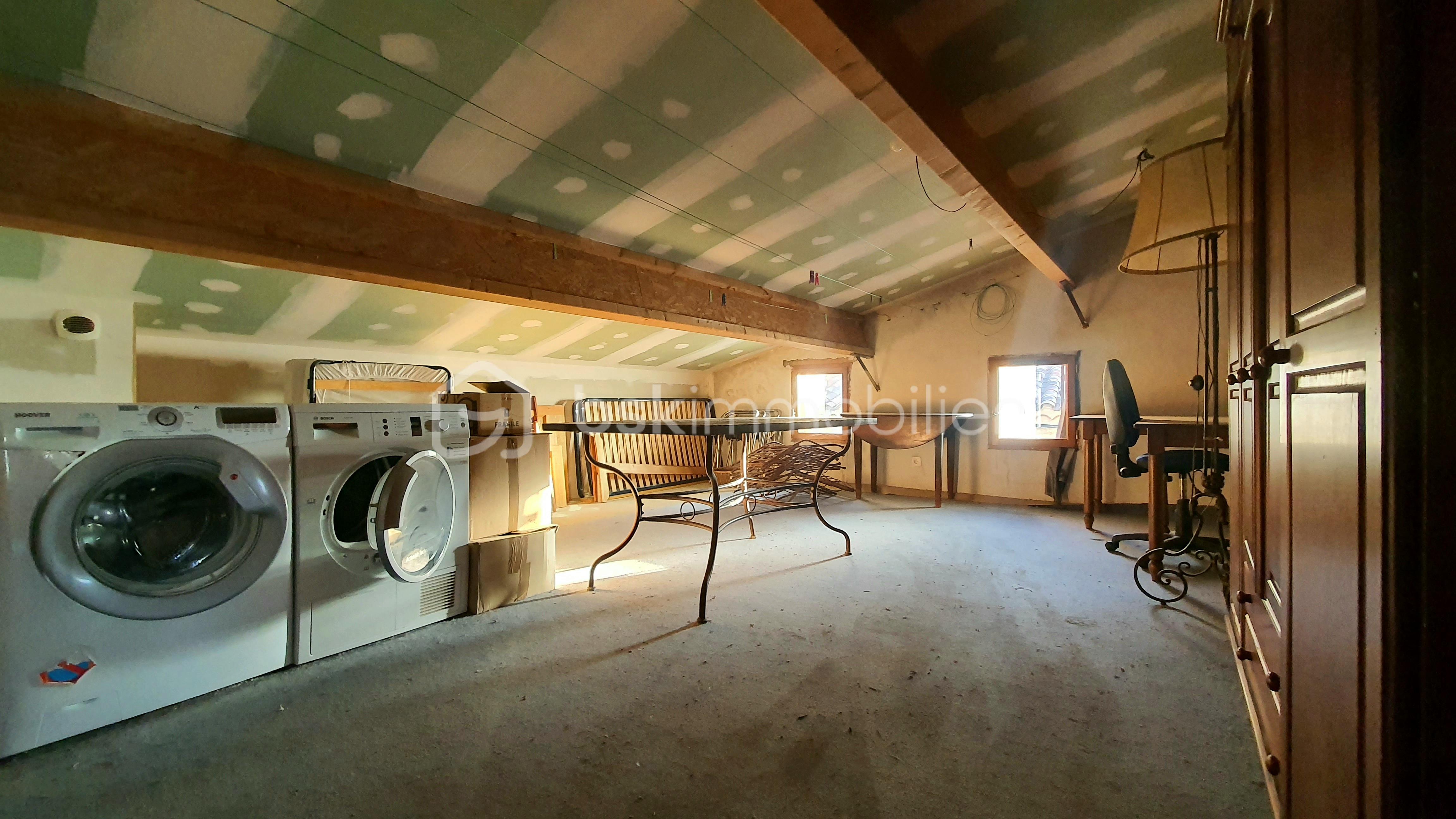 Maison en pierre de 204,80 m² - 20260203_090441.jpg