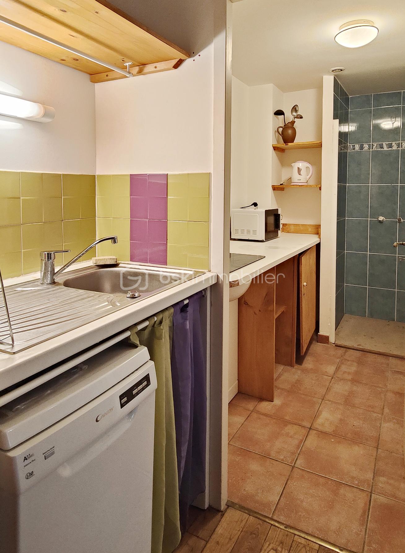 Maison en pierre de 204,80 m² - 1er Cuisine.jpg