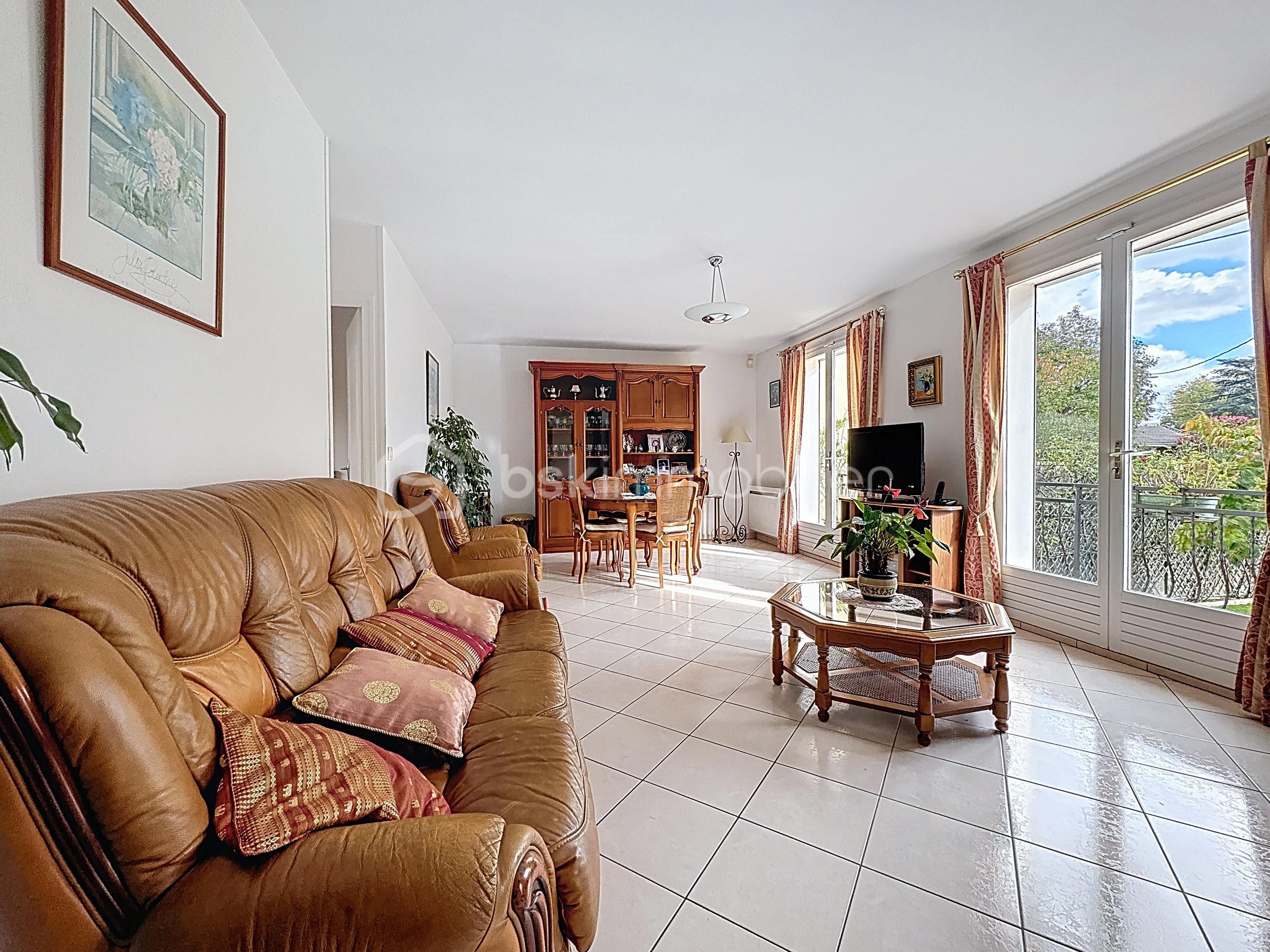 Maison de 120 m² - pvc_00005.jpg