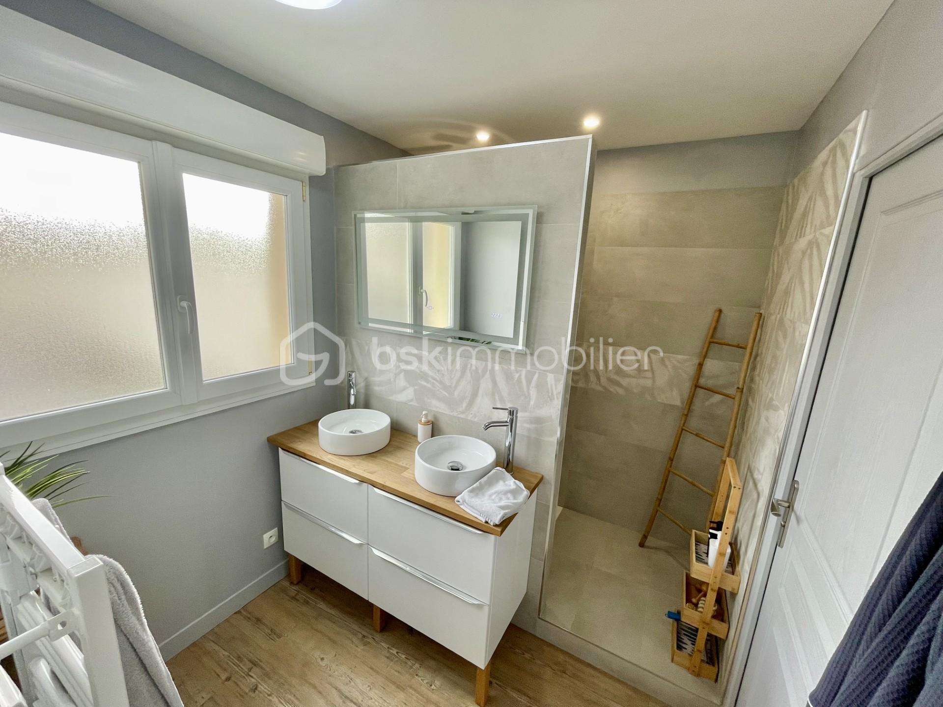 Maison jumelee de 193 m² - thumbnail_IMG_4225.jpg