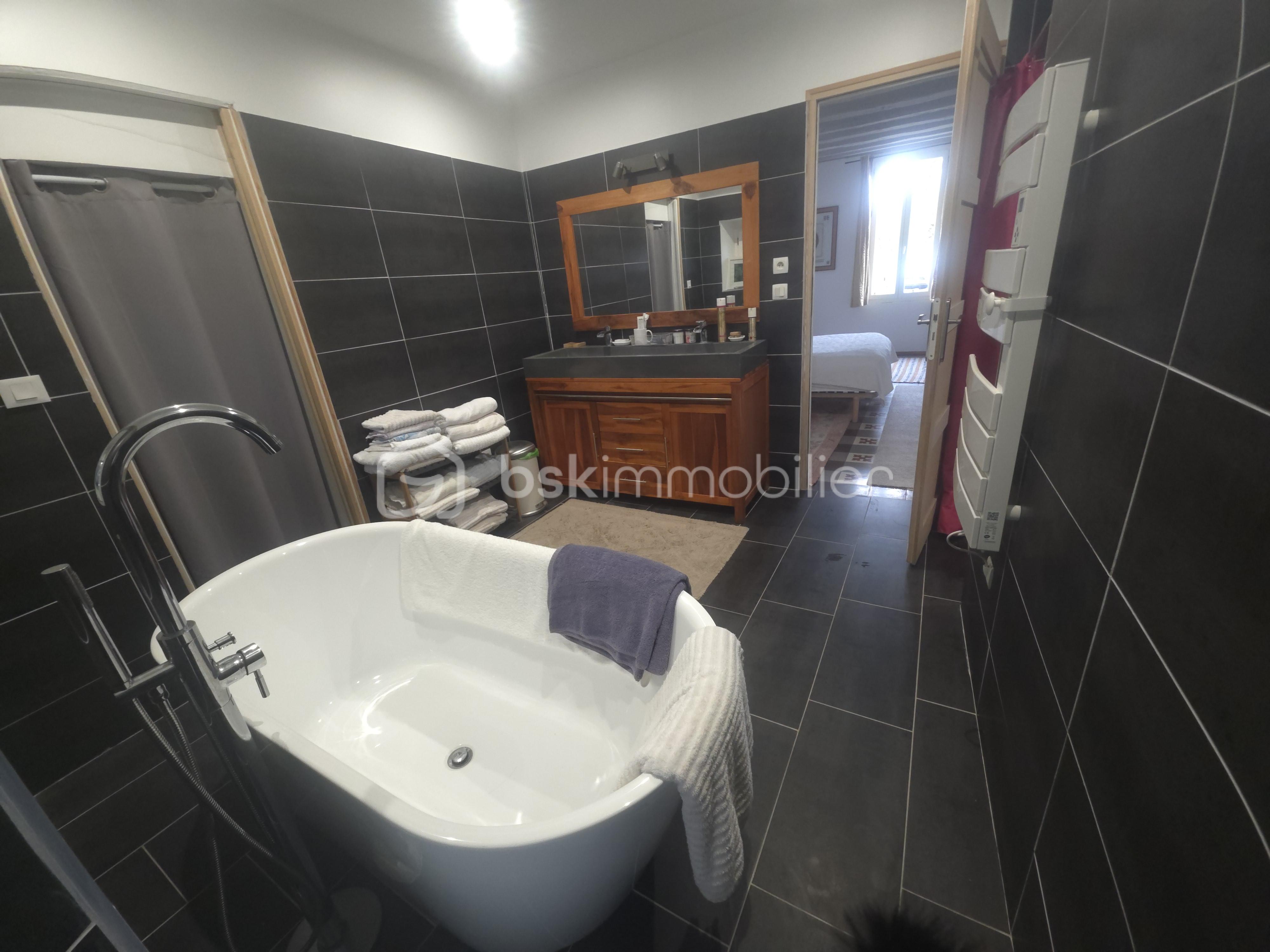 Maison de 210 m² - 20251120_120759.jpg