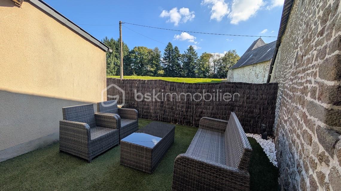 Maison de 111,99 m² - kevin derriere.jpg