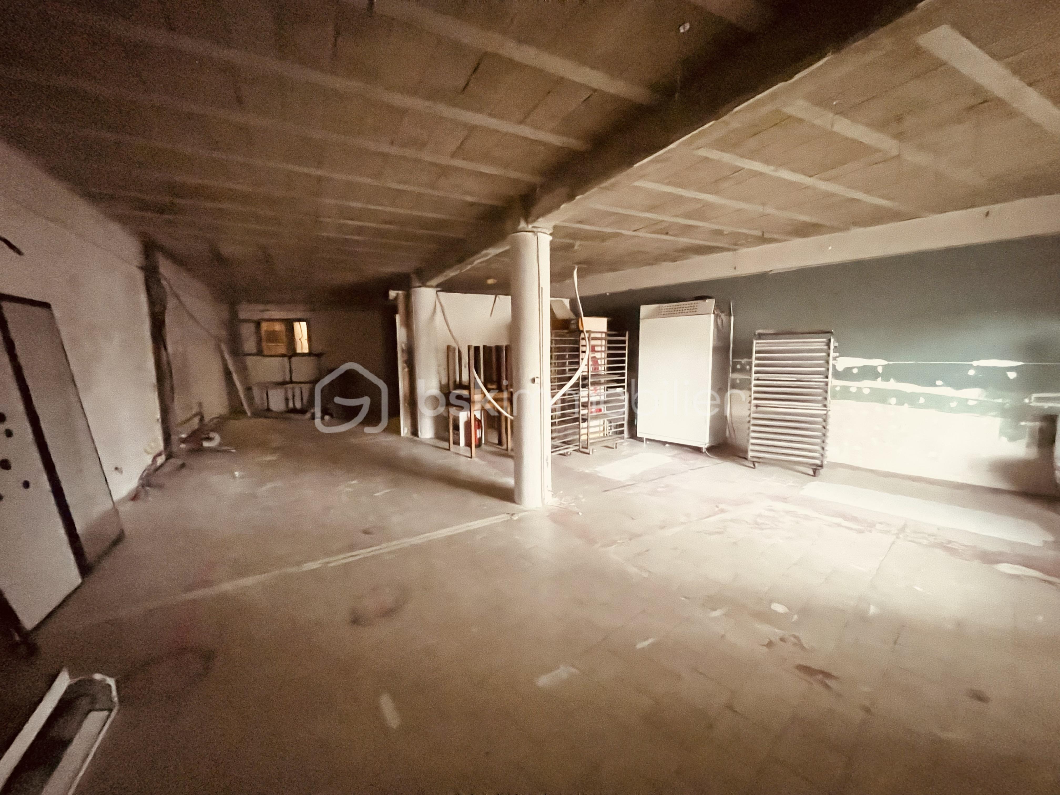 Local d'activités de 125 m²