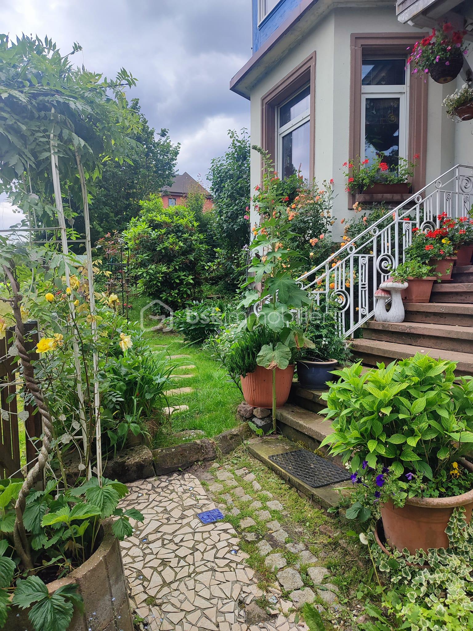 Appartement de 95,79 m² - Jardin Grégory SONRIER BSK immobilier.png