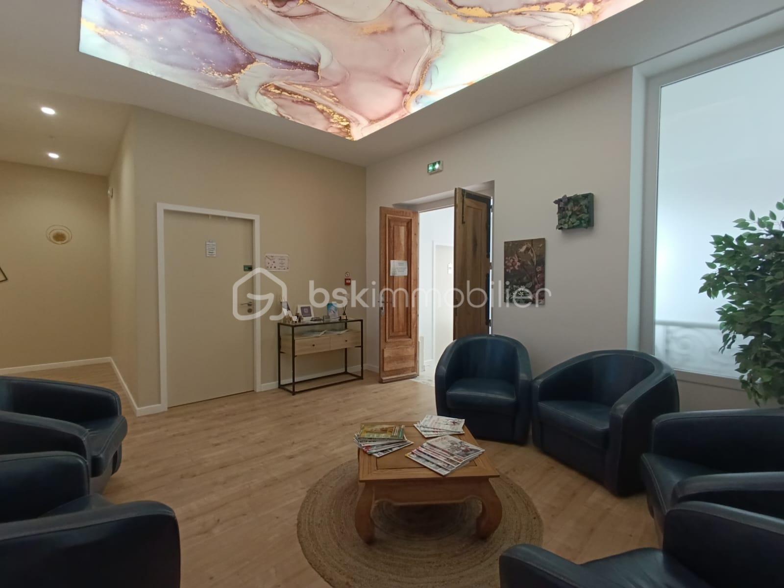 Local commercial de 226,53 m² - HKPG0619.JPG