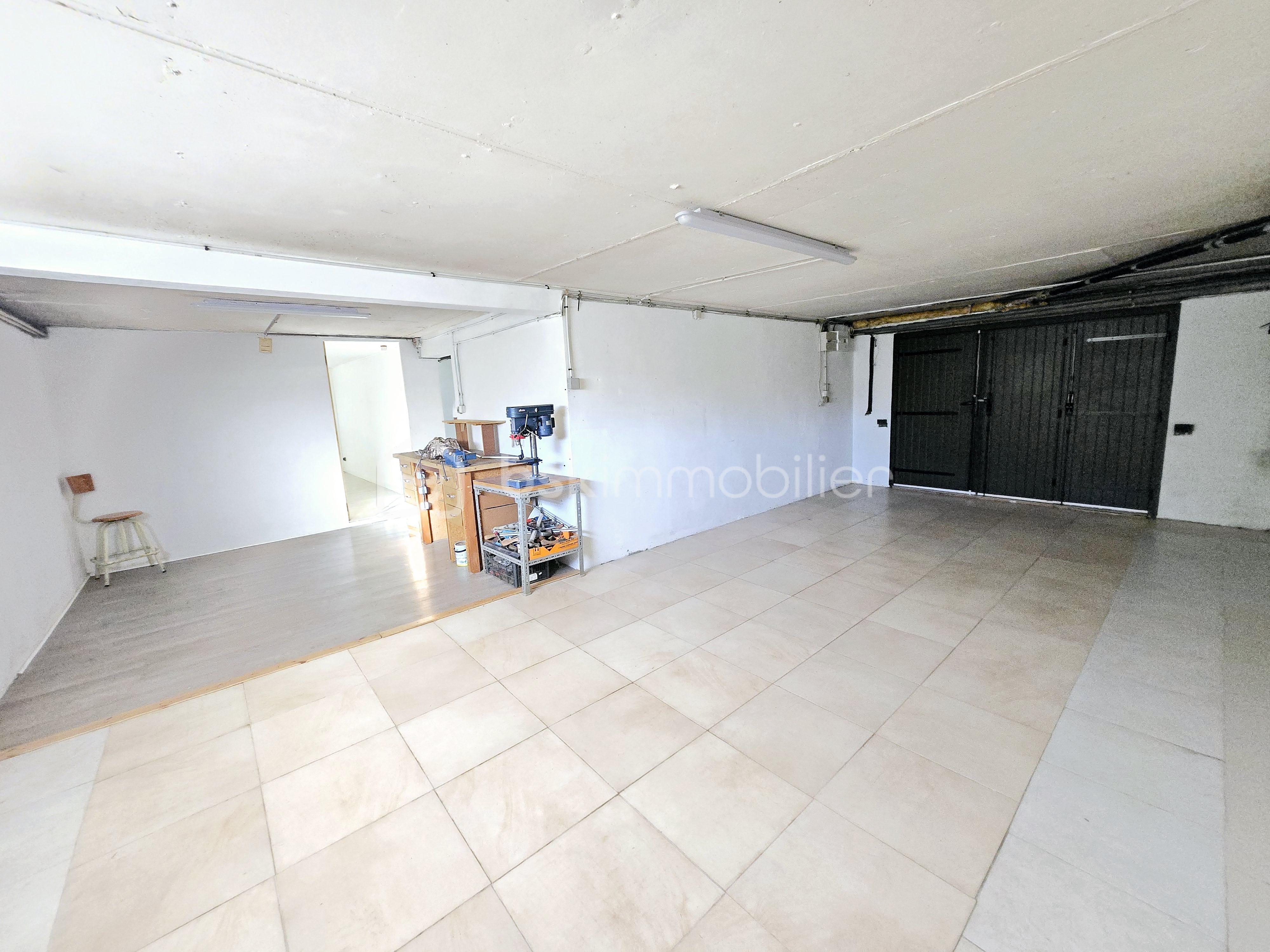 SOUS SOL GARAGE.jpg