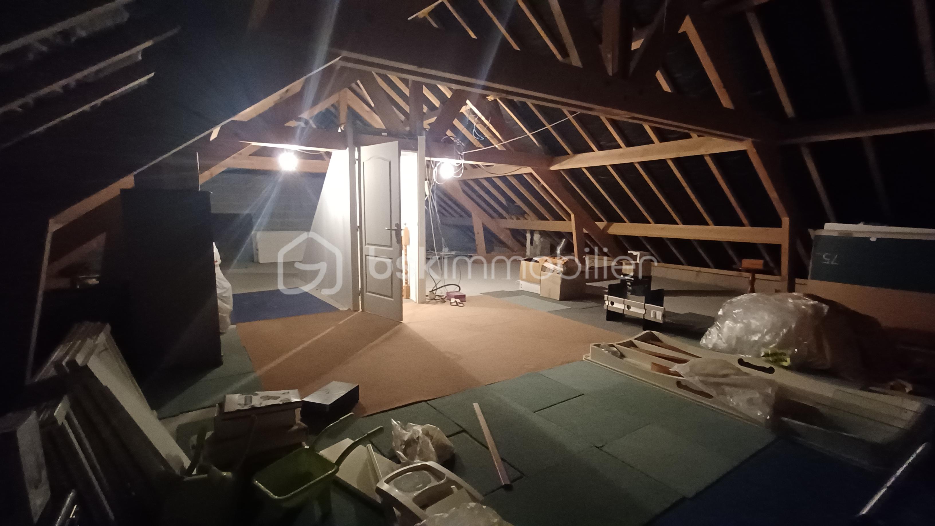 Maison de 215,10 m² - 20260121_153038.jpg