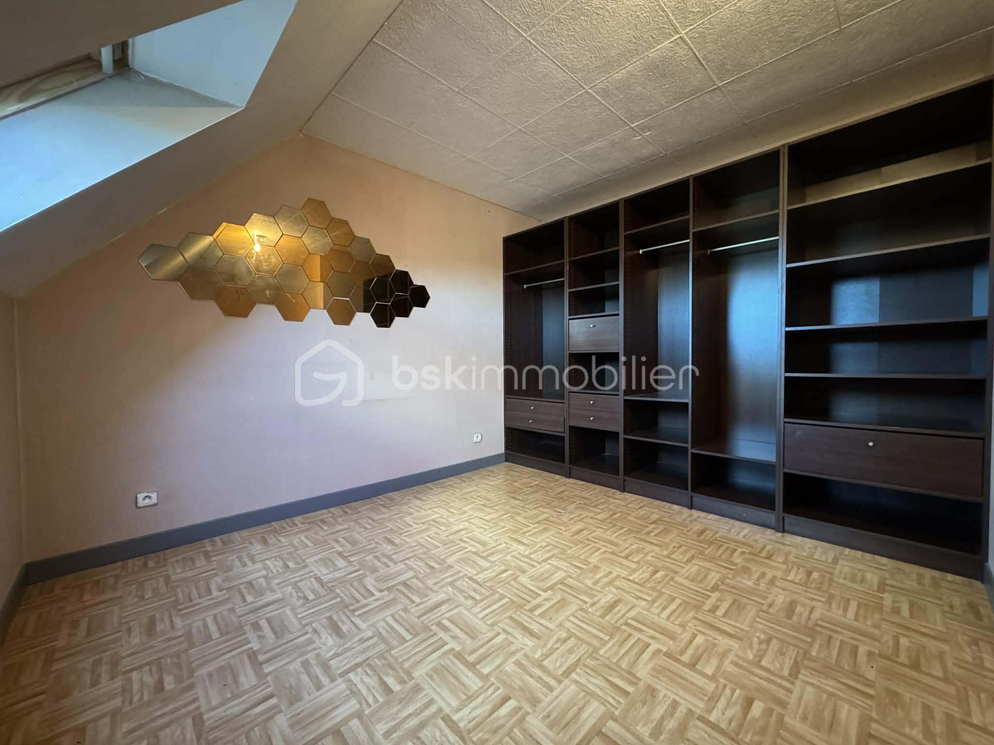 Maison traditionnelle de 99 m² - AaNDOCV6.jpg