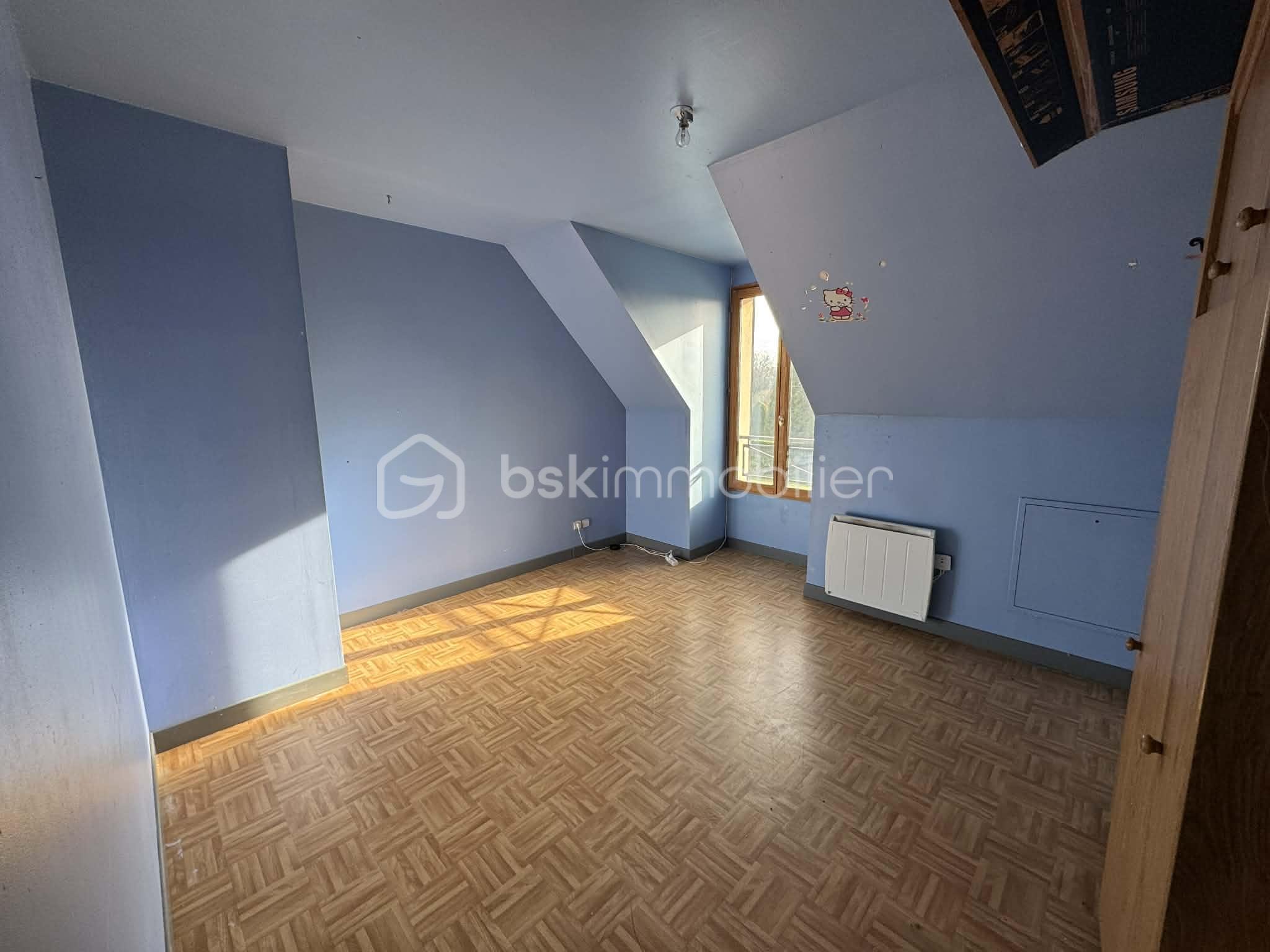 Maison traditionnelle de 99 m² - oFcEIzZ7.jpg