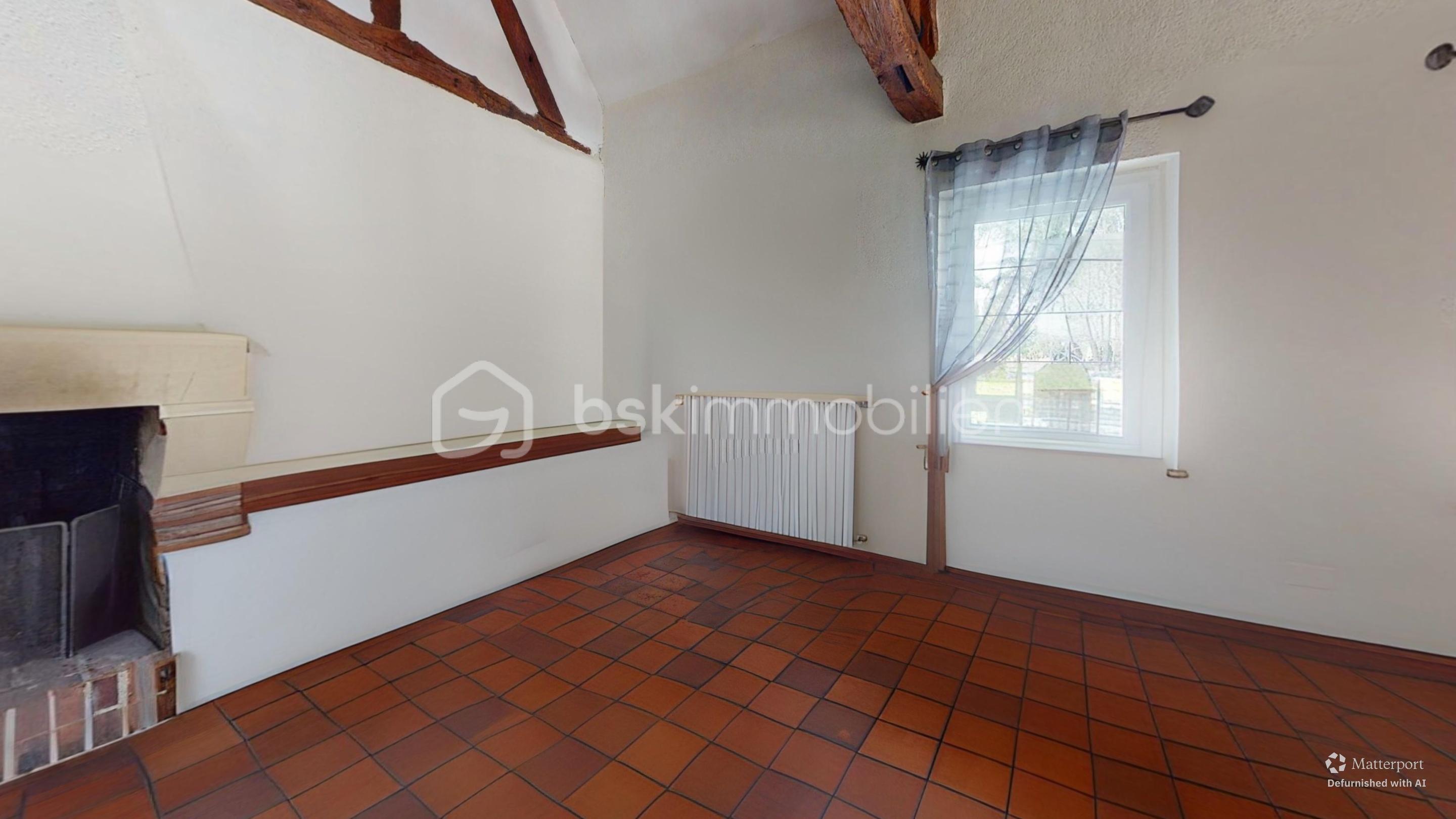 Longere-Quiers-Living-Room-Defurnished 5.jpg
