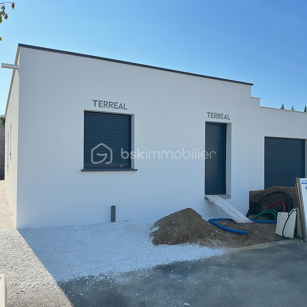 Maison contemporaine de 94 m² - 8F0B2EC7-9B4C-4A06-8E9D-C38A9303FB20.PNG